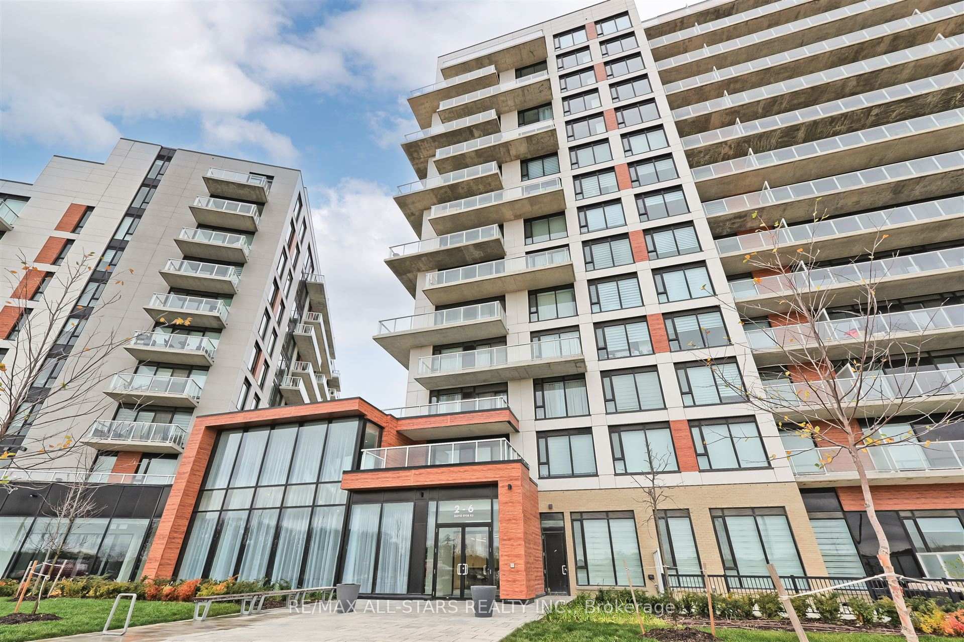 2 David Eyer Road 124, Richmond Hill, ON L4S 0N6, Richmond Hill — photo 1