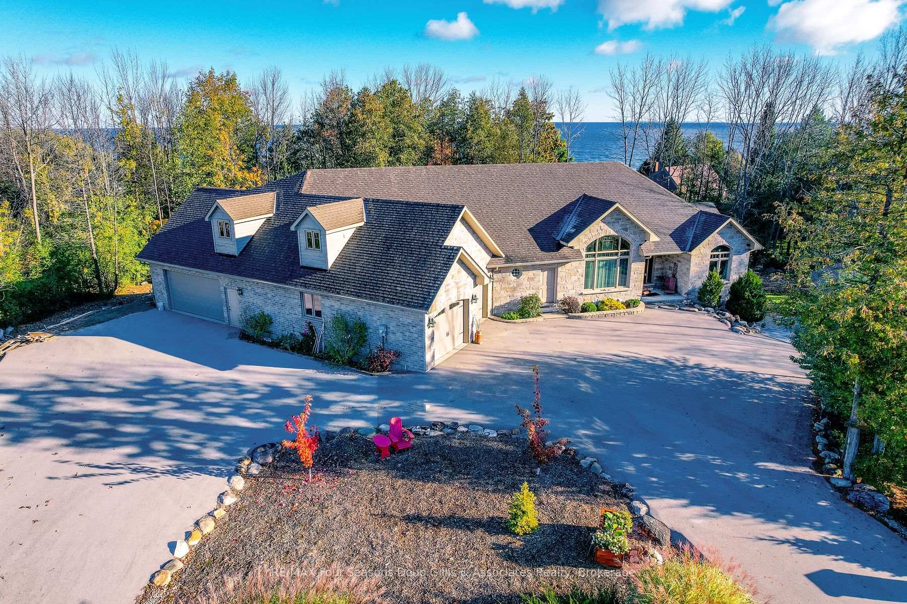 135 Algonquin Drive, Meaford, ON N4L 0A7, Meaford — photo 1