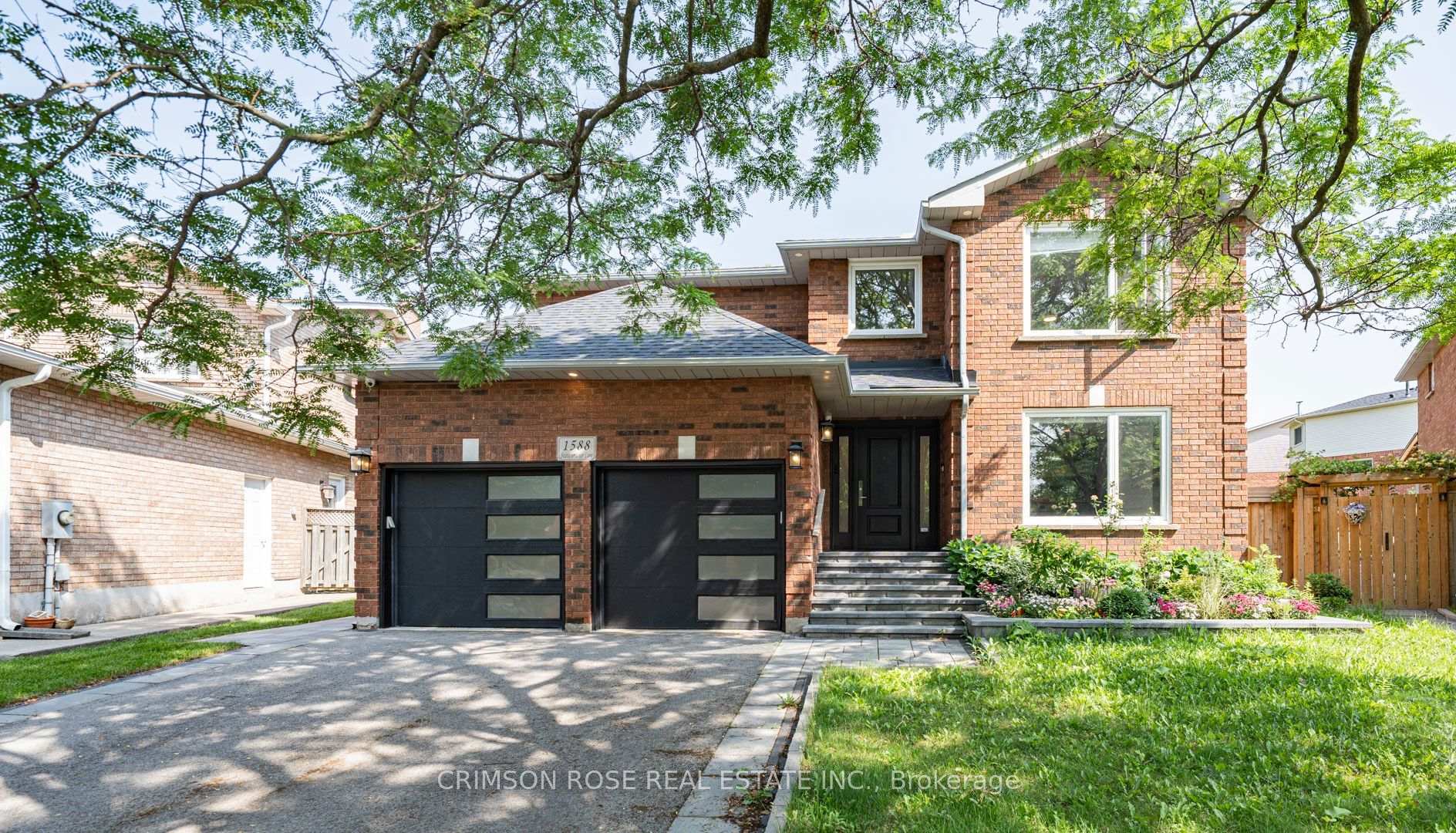 1588 Stationmaster Lane Upper Half, Oakville, ON L6M 3A9, Oakville — photo 1