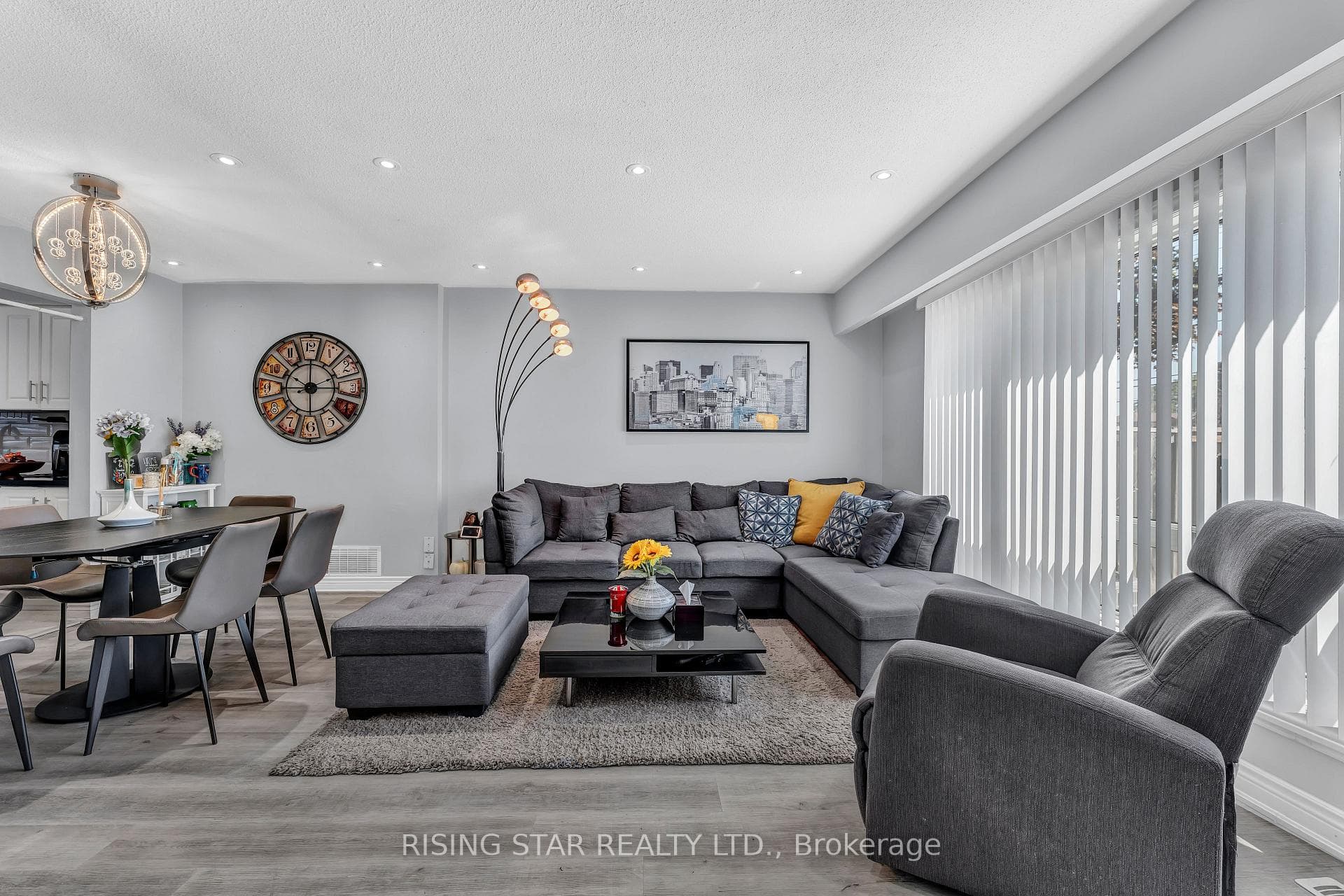 7440 GOREWAY Drive 2, Mississauga, ON L4T 2V2, Mississauga — photo 1