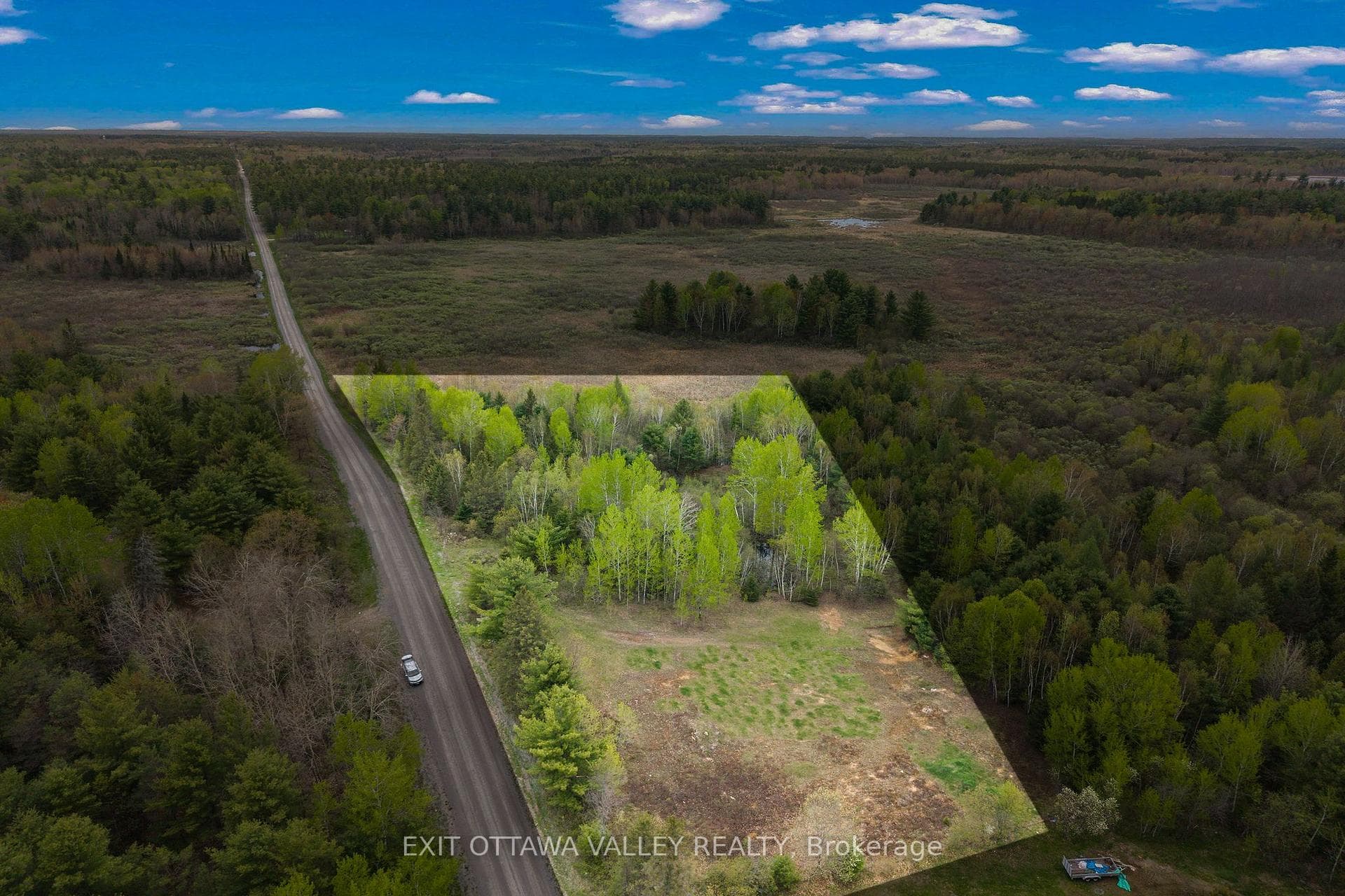 000 Lemke Road, North Algona Wilberforce, ON K8A 6W4, North Algona Wilberforce — photo 1
