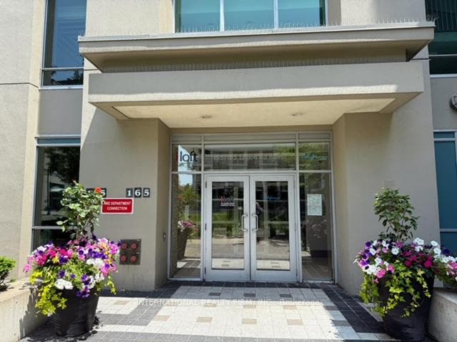 155 Legion Road N 513, Toronto, ON M8Y 0A7, Toronto W06 — photo 1