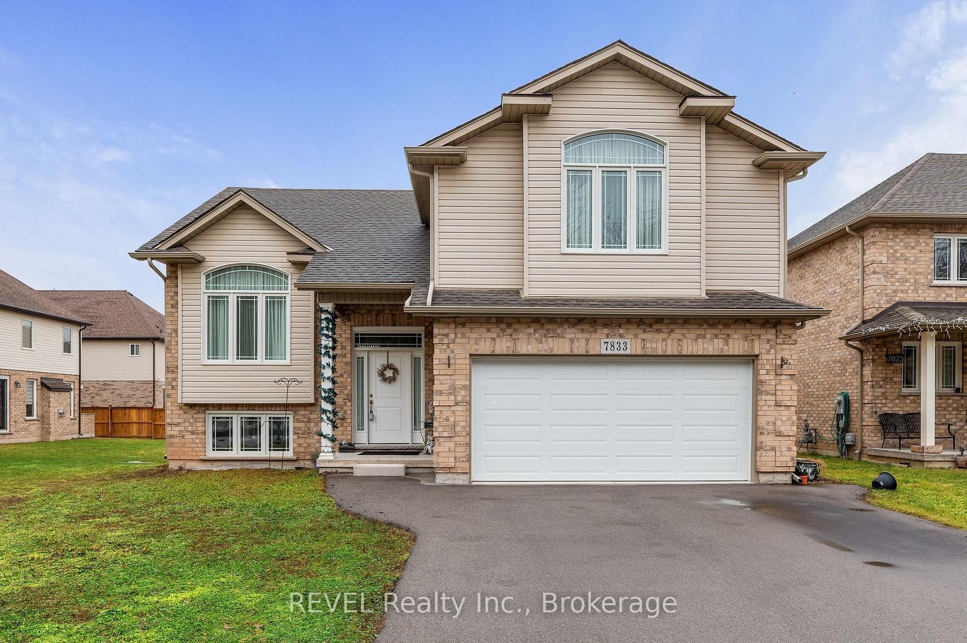 7833 OLDFIELD Road, Niagara Falls, ON L2G 0A8, Niagara Falls — photo 1