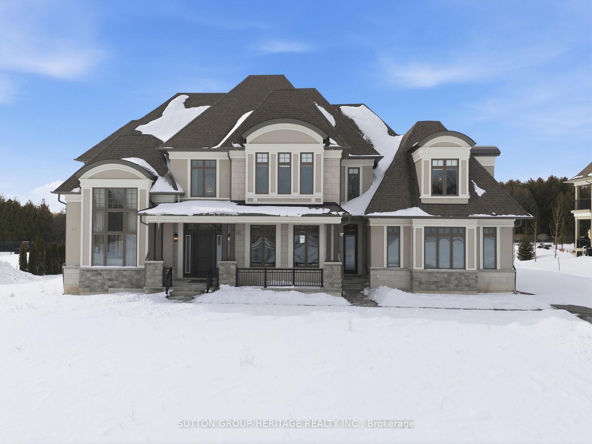 18 Dexshire Drive, Ajax, ON L1Z 0T8, Ajax — photo 1