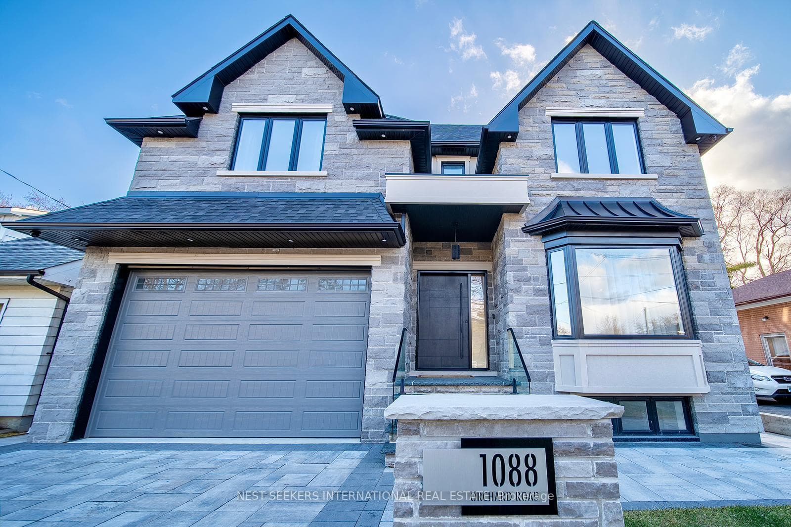 1088 Orchard Road, Mississauga, ON L5E 2N9, Mississauga — photo 1