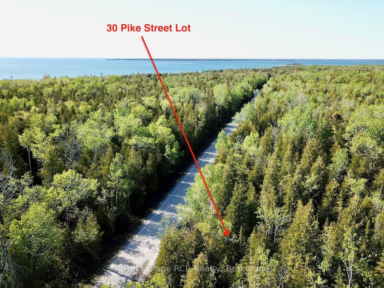30 Pike Street, Northern Bruce Peninsula, ON N0H 1W0, Northern Bruce Peninsula — photo 1