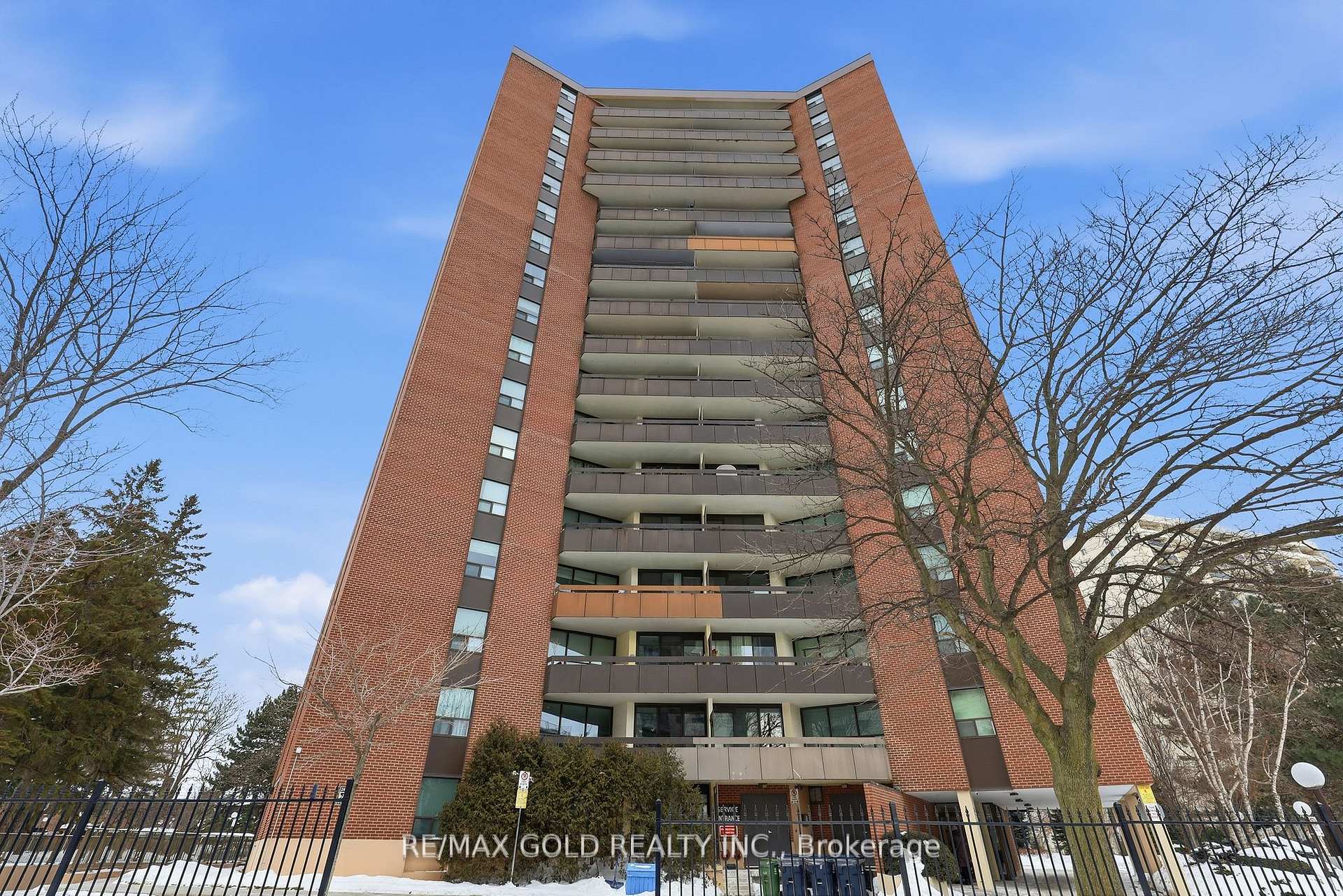 335 Mill Road 401, Toronto, ON M9C 1Y6, Toronto W08 — photo 1