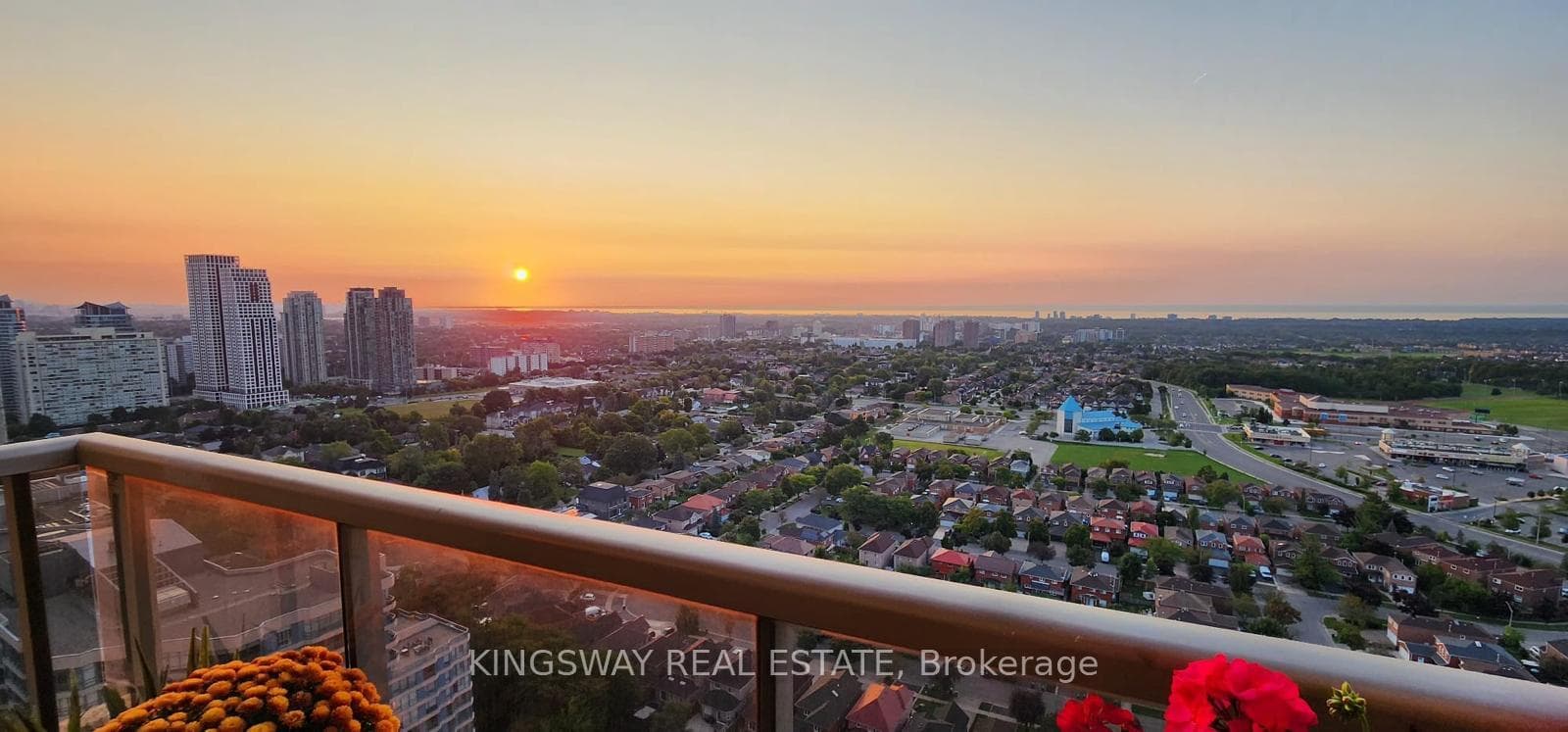 3880 Duke of York Boulevard 3009, Mississauga, ON L5B 4M7, Mississauga — photo 1