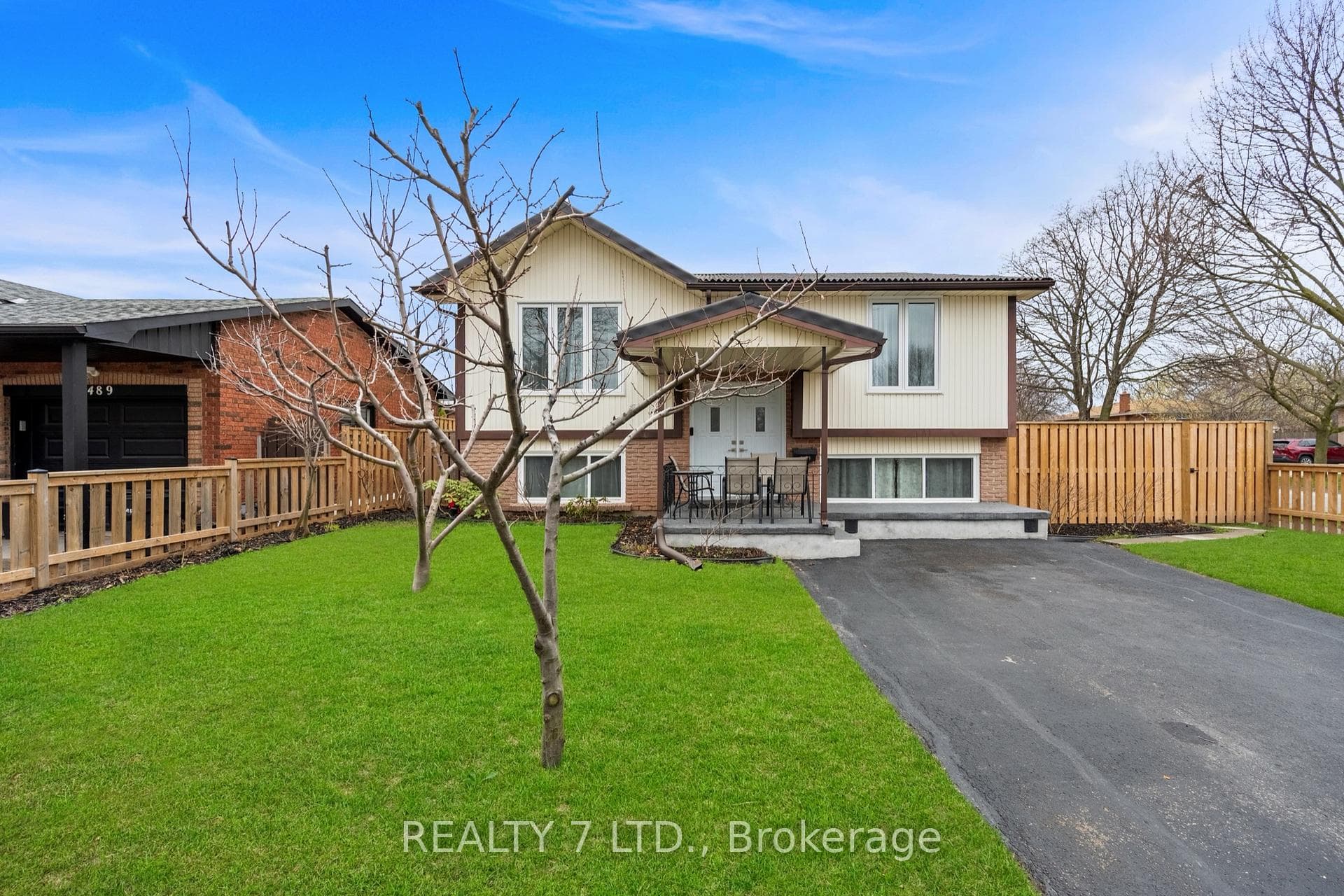 6479 BURWOOD Avenue, Niagara Falls, ON L2H 1Z6, Niagara Falls — photo 1