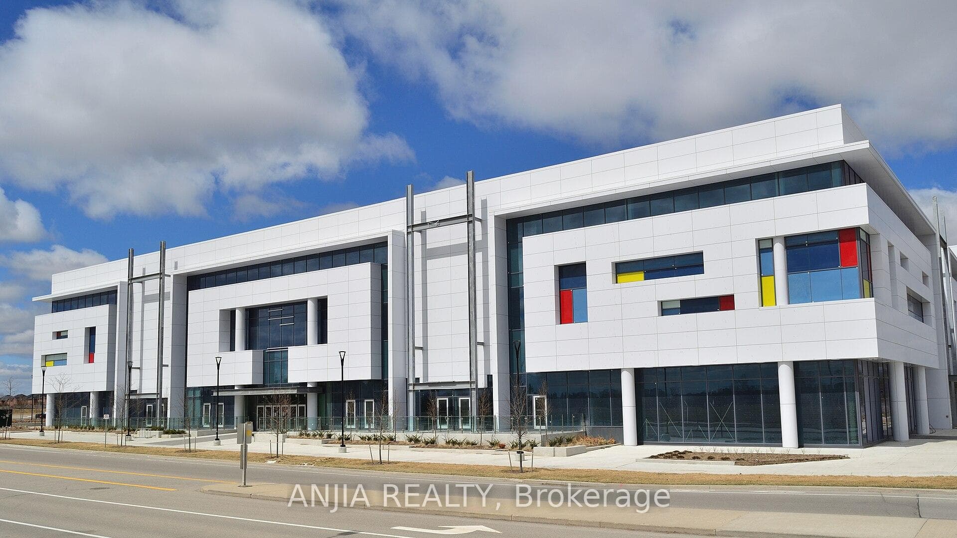 9390 Woodbine Avenue 1CF3, Markham, ON L6C 0M5, Markham — photo 1