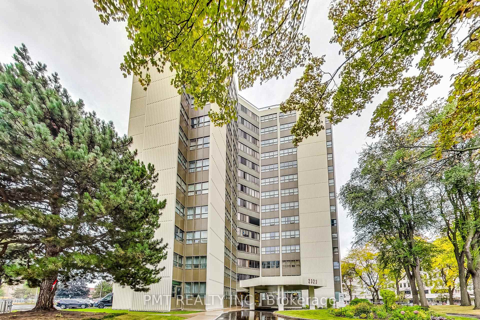 2323 Confederation Parkway 1105, Mississauga, ON L5B 1R6, Mississauga — photo 1