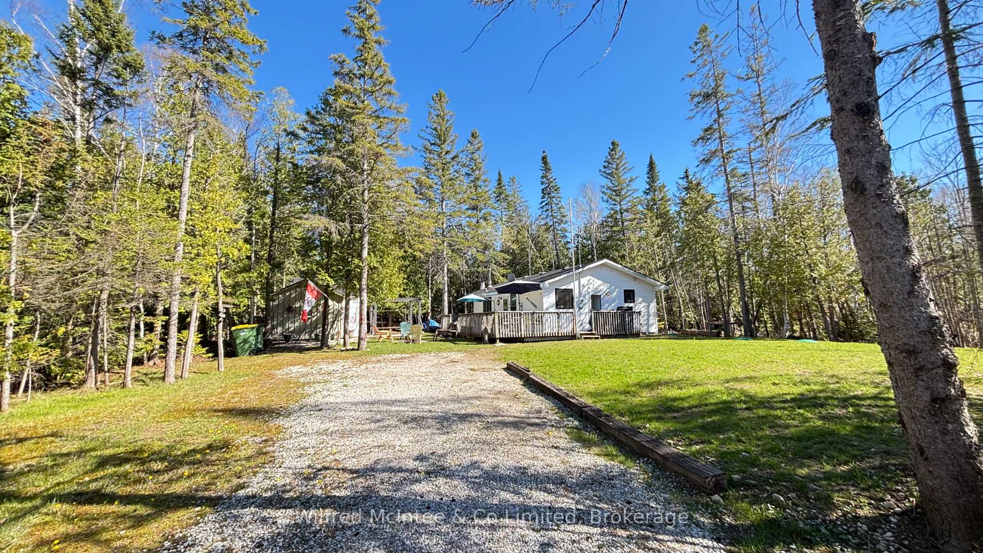 26 THOMPSON Avenue, Native Leased Lands, ON N0H 2L0, Native Leased Lands — photo 1