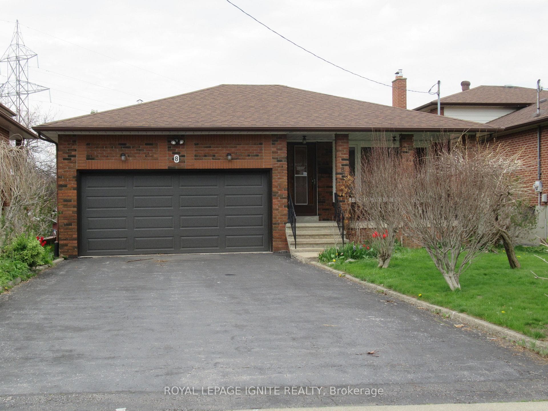 8 Newlove Court, Toronto, ON M9W 5X5, Toronto W10 — photo 1