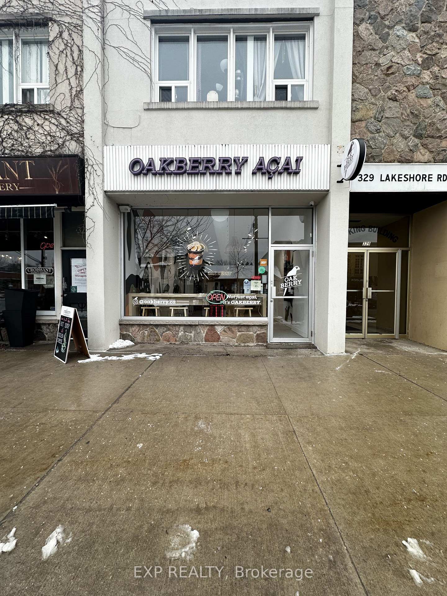 327 Lakeshore Road E, Oakville, ON L6J 1J4, Oakville — photo 1