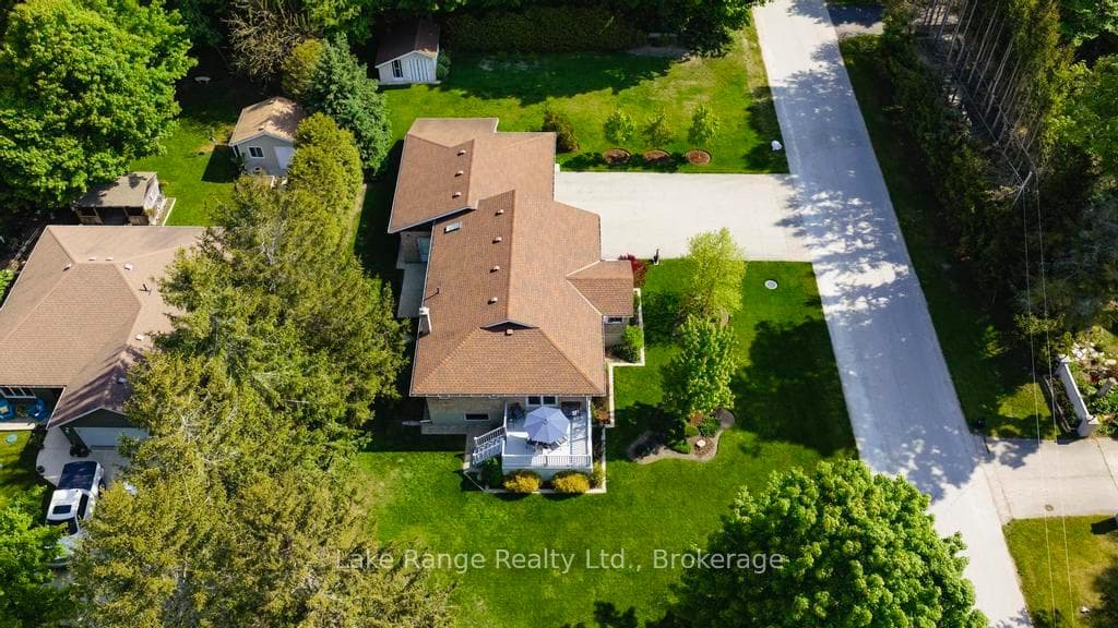 201 Shadywood Crescent, Huron-Kinloss, ON N2Z 2X3, Huron-Kinloss — photo 1