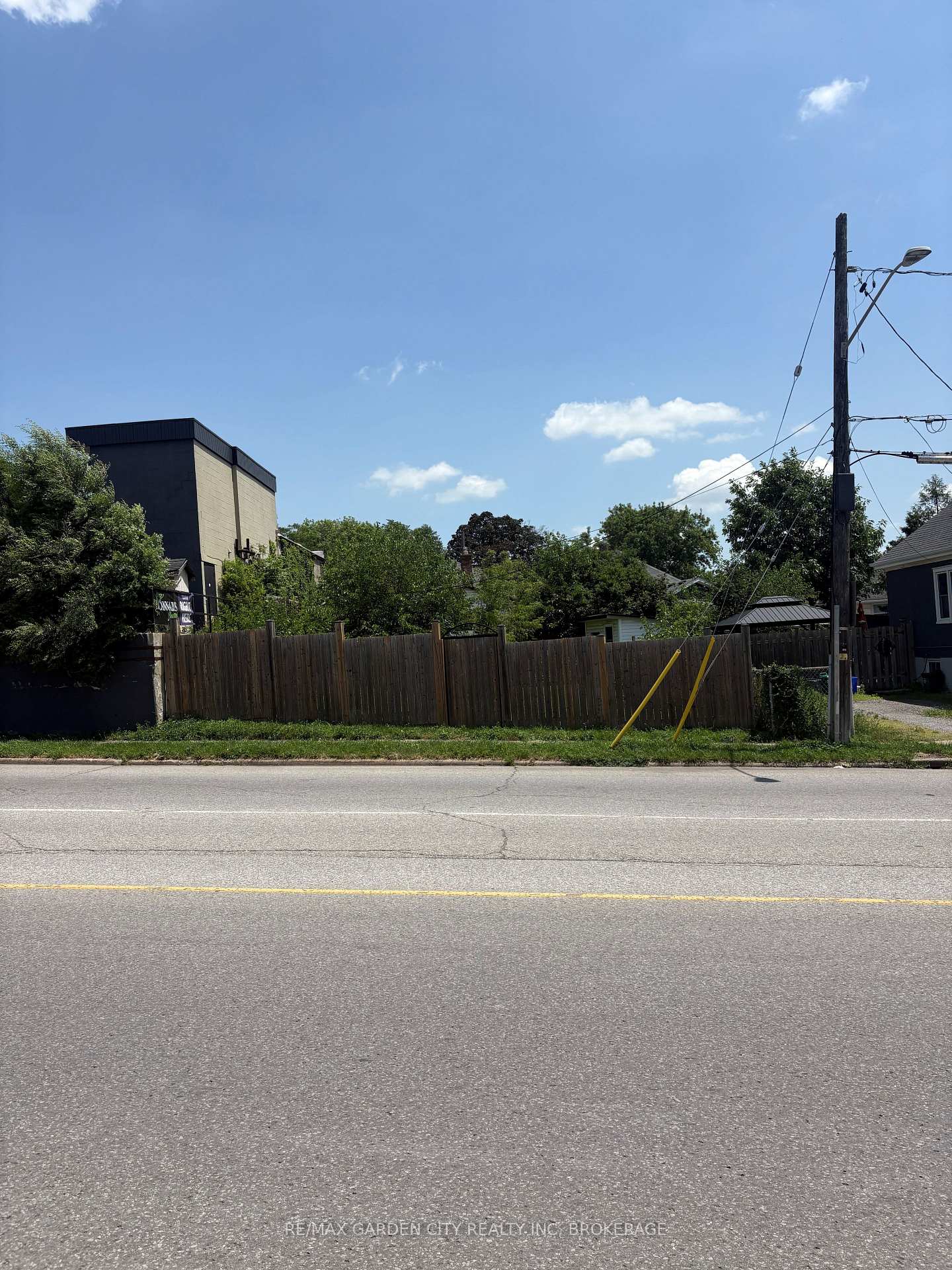 236 WESTCHESTER Crescent, St. Catharines, ON L2P 2V8, St. Catharines — photo 1