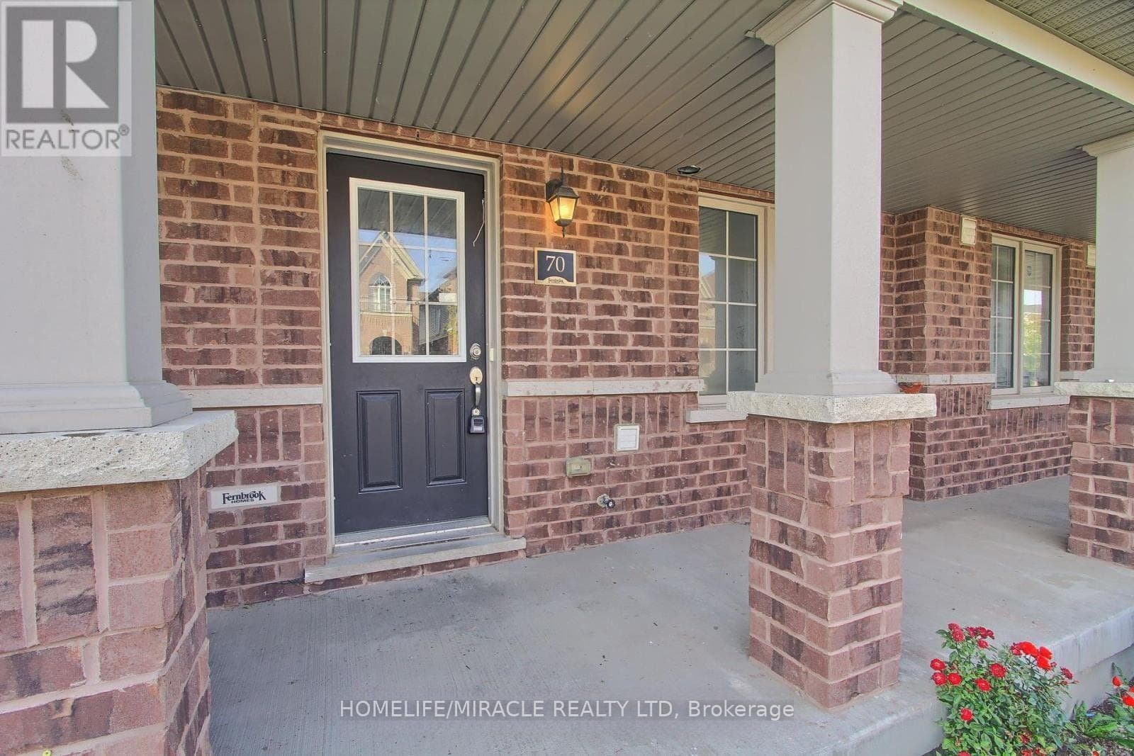 70 Knotty Pine Avenue, Cambridge, ON N3H 0E2, Cambridge — photo 1