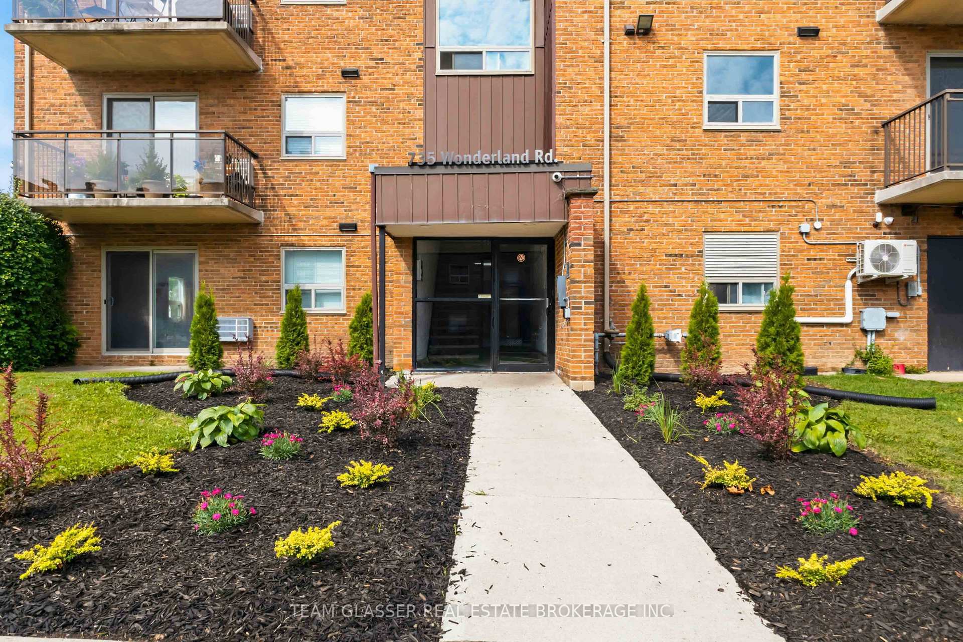735 Wonderland Road S 212, London South, ON N6K 1M1, London South — photo 1