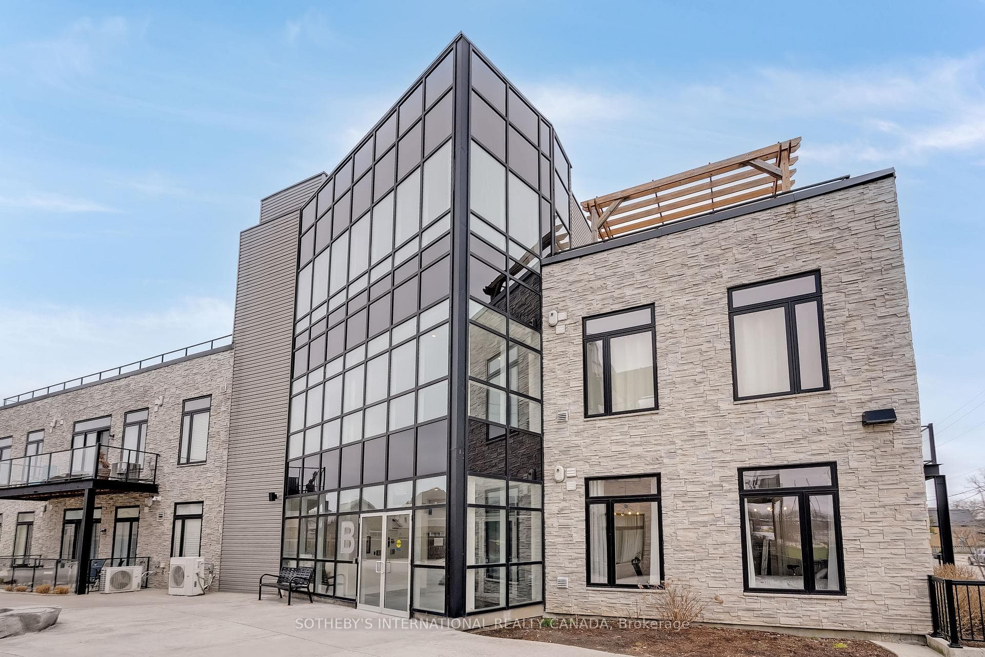 85 Morrell Street 101B, Brantford, ON N3T 4J6, Brantford — photo 1