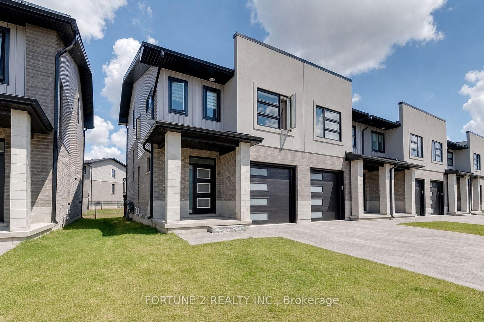 3380 Singleton Avenue 80, London South, ON N6L 0E8, London South — photo 1