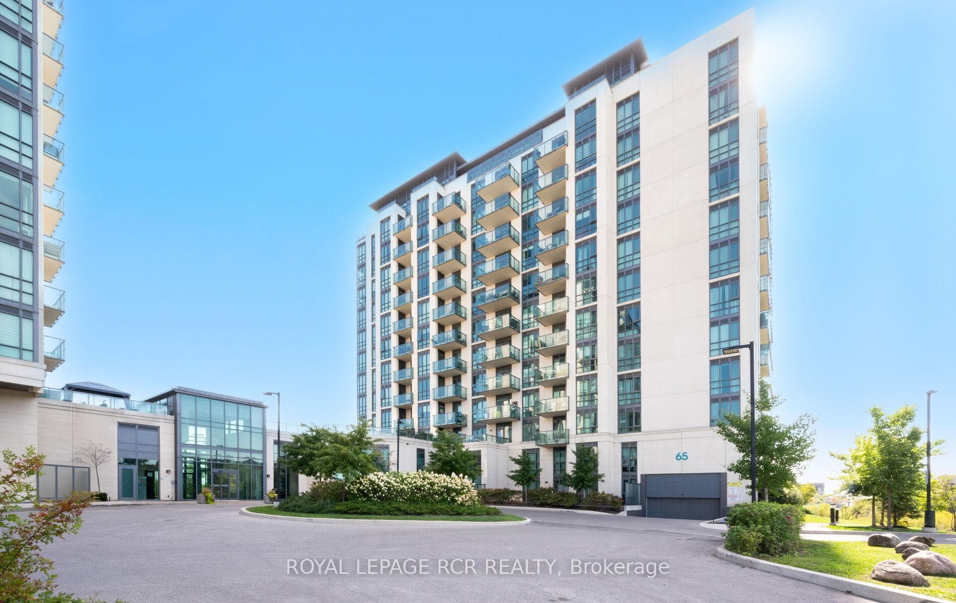 65 Yorkland Boulevard 107, Brampton, ON L4C 9Z4, Brampton — photo 1