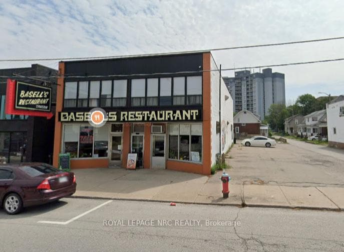 4880 Victoria Avenue, Niagara Falls, ON L2E 4C5, Niagara Falls — photo 1