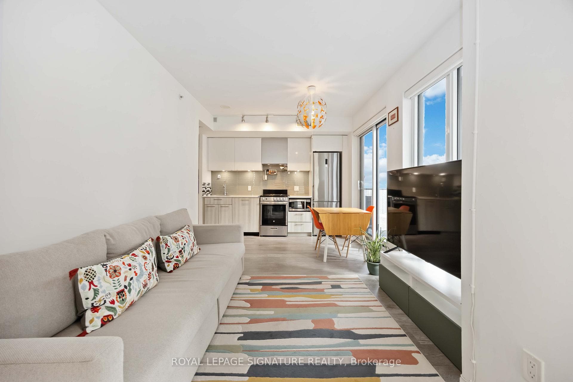 251 Jarvis Street 1725, Toronto, ON M5B 0C3, Toronto C08 — photo 1