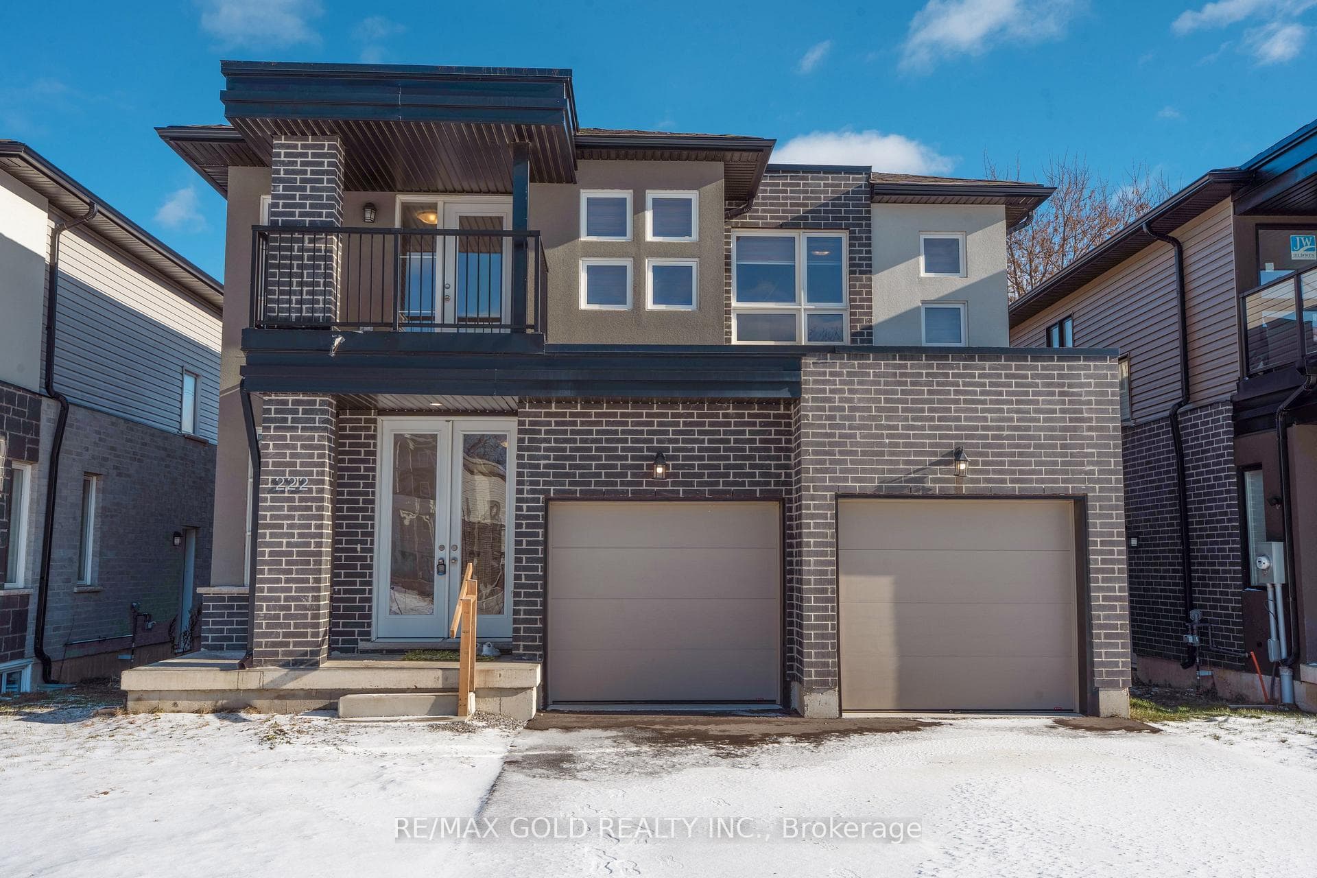 222 Pilkington Street, Thorold, ON L2V 0N5, Thorold — photo 1