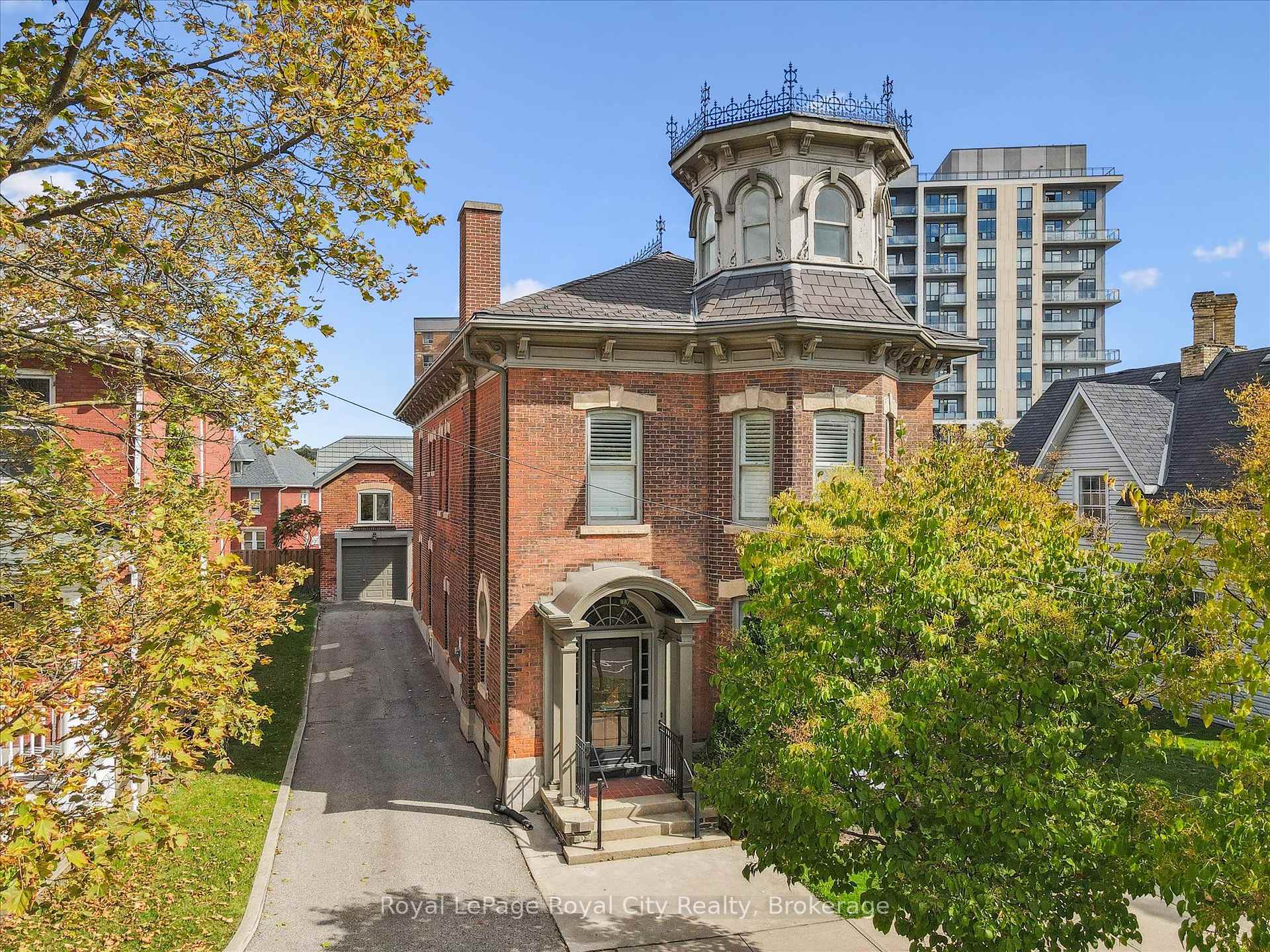 143 Norfolk Street, Guelph, ON N1H 4J7, Guelph — photo 1