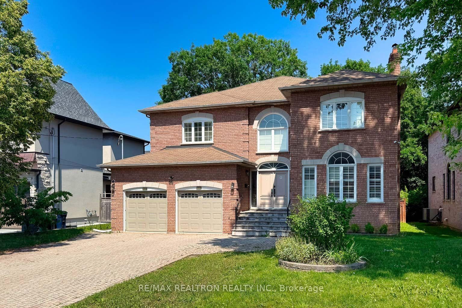 25 Clarkhill Street, Toronto, ON M2R 2G6, Toronto C07 — photo 1