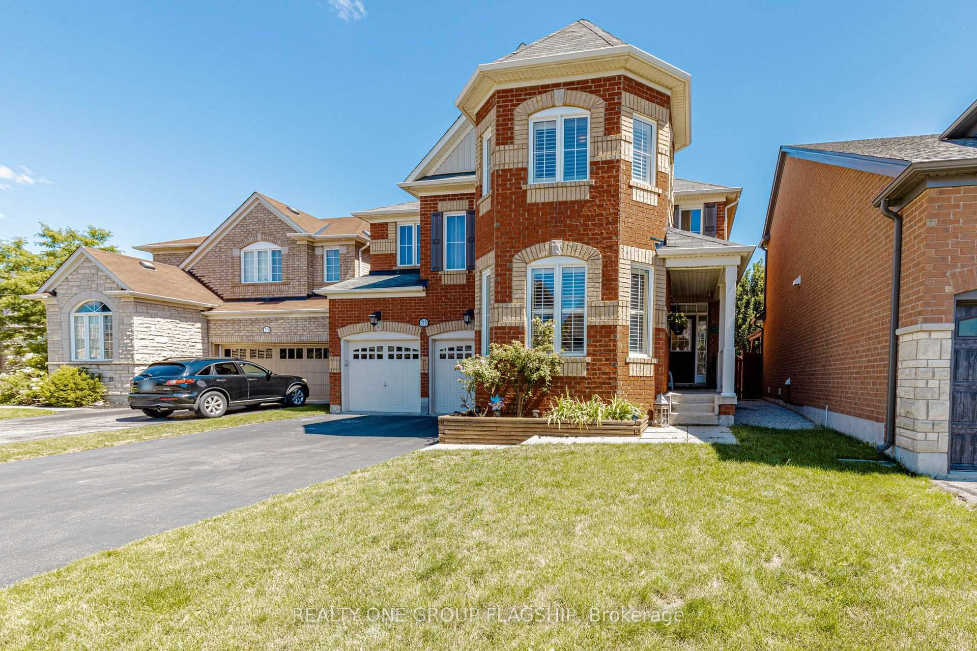 715 Casarin Crescent, Milton, ON L9T 2W3