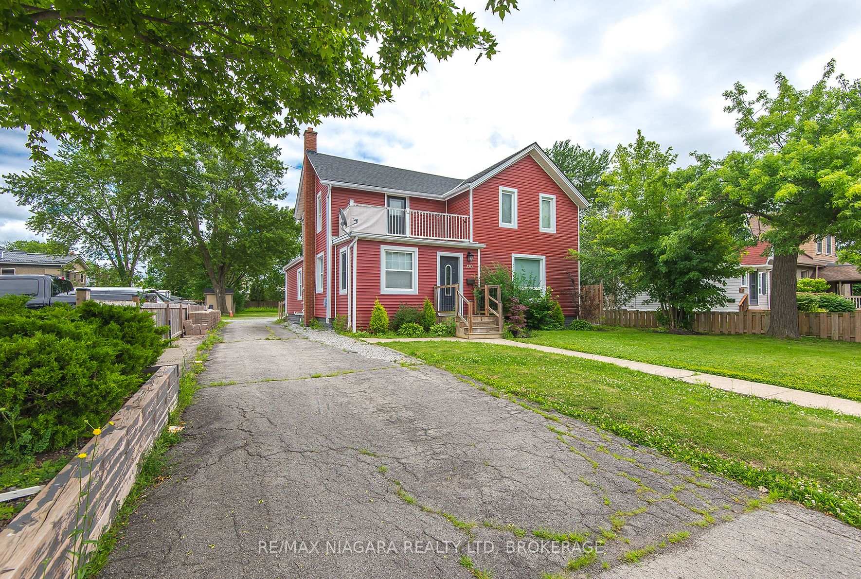 170 Hellems Avenue E, Welland, ON L3B 3B4, Welland — photo 1