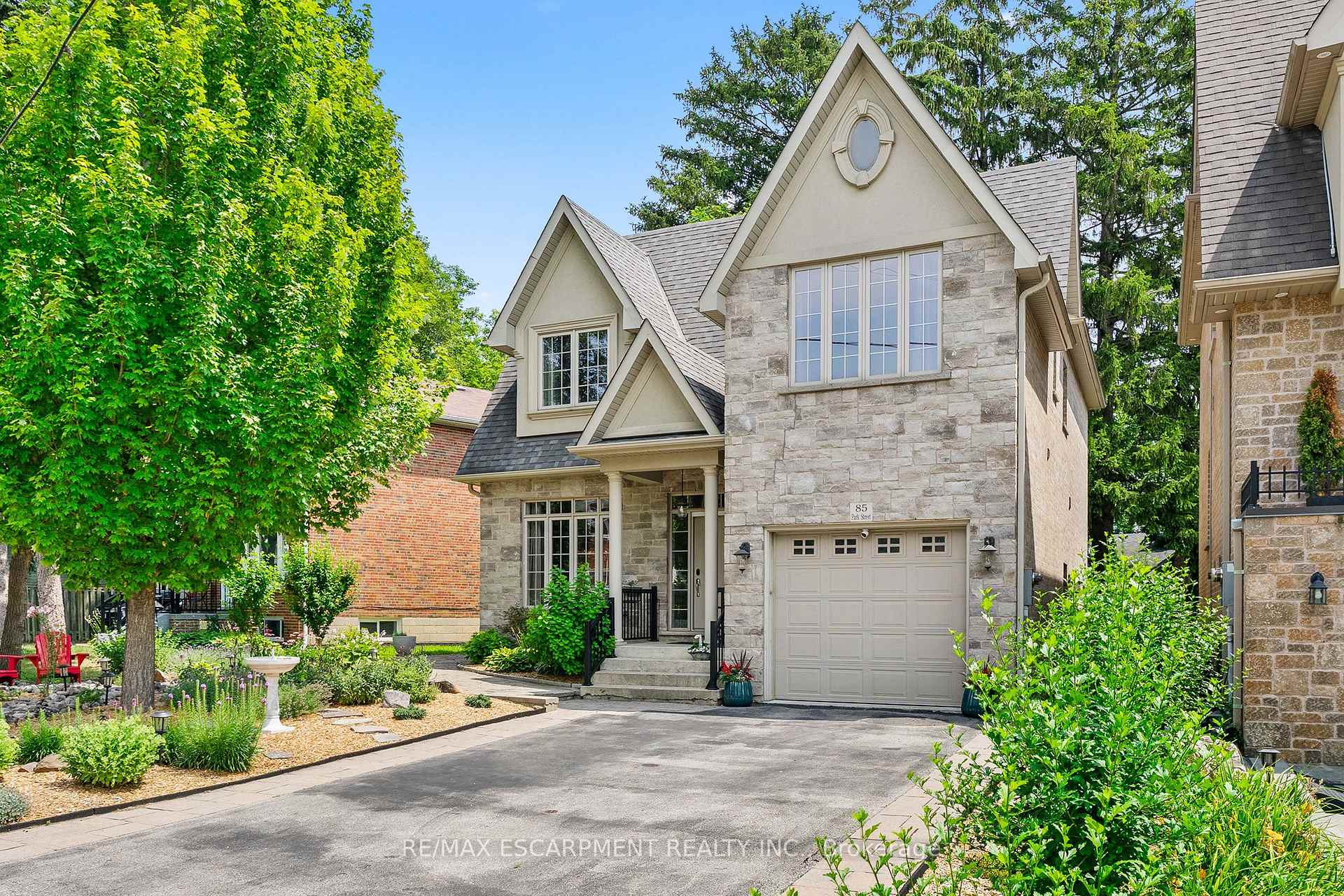 85 PARK Street W, Mississauga, ON L5H 1L2, Mississauga — photo 1