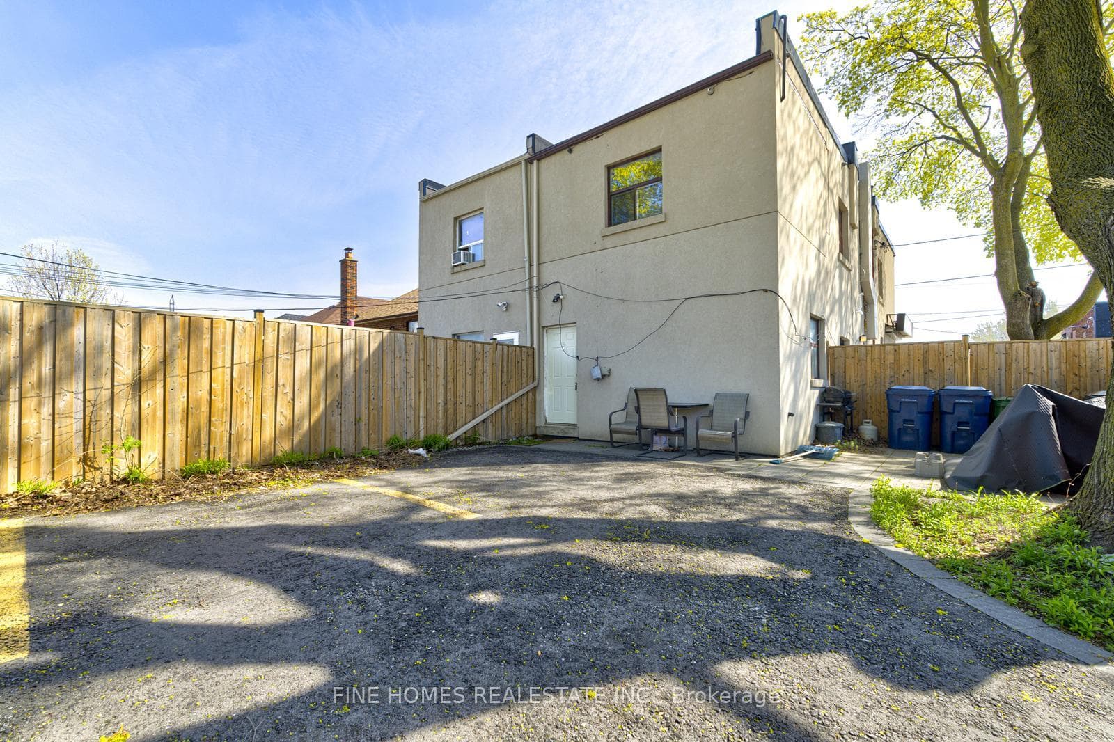 1762 Keele Street 3, Toronto, ON M6M 3X1, Toronto W03 — photo 1