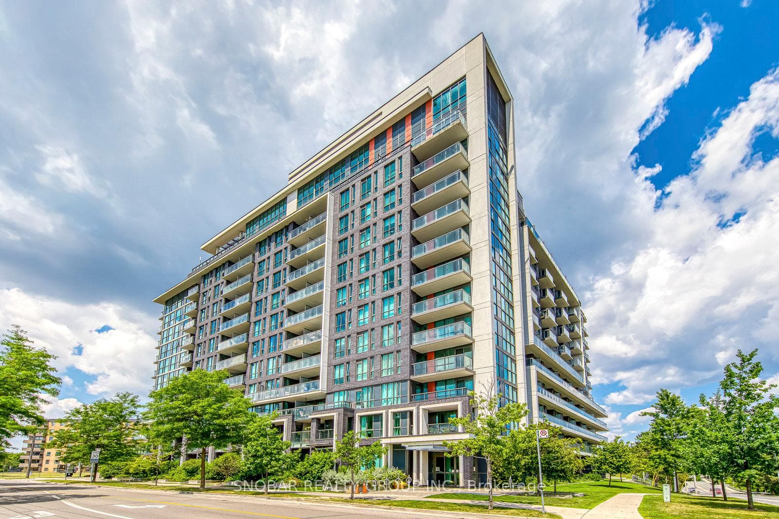 80 Esther Lorrie Drive 618, Toronto, ON M9W 0C6, Toronto W10 — photo 1