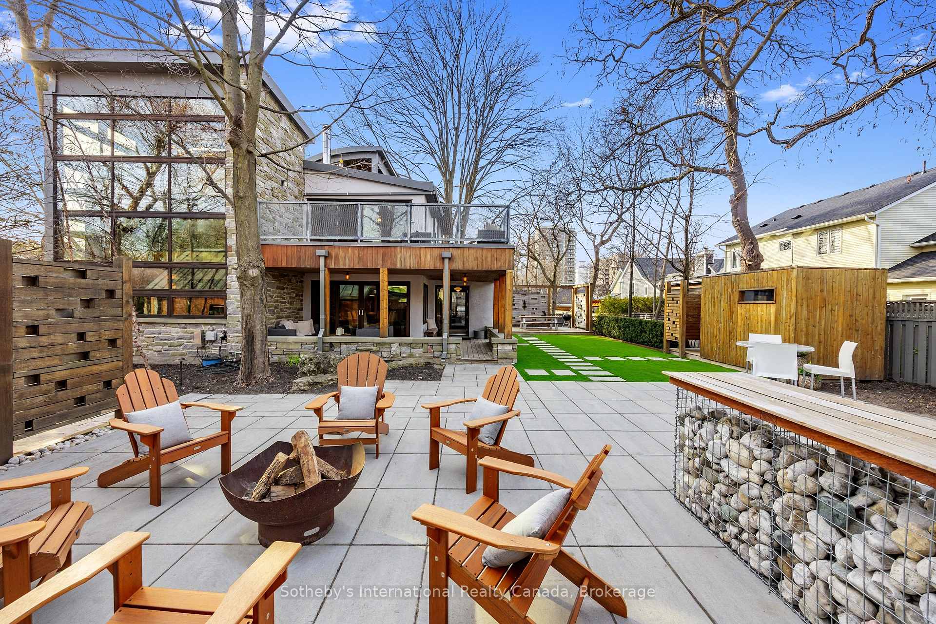 55 Chisholm Street, Oakville, ON L6K 3H6, Oakville — photo 1