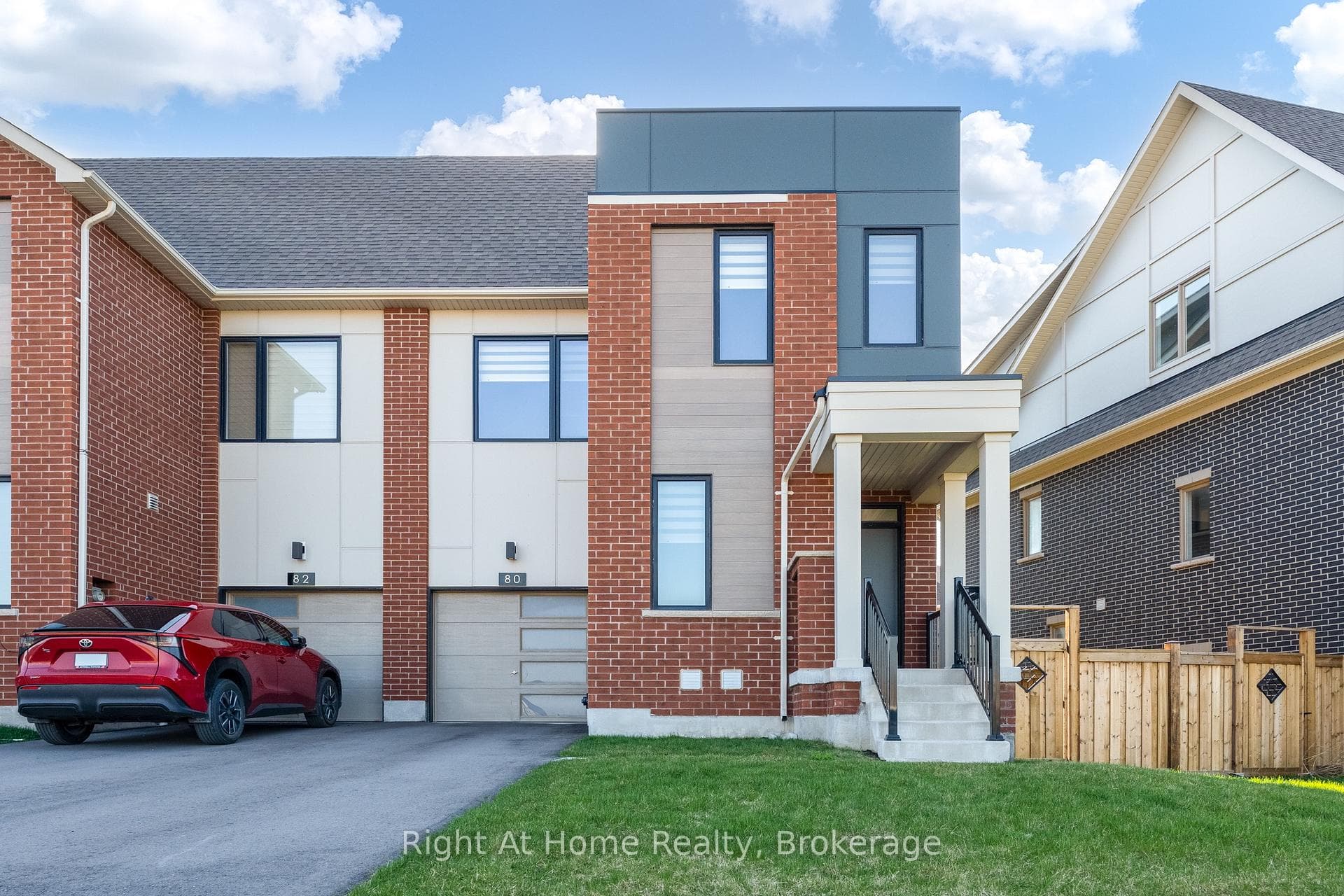80 Settlers Road E, Oakville, ON L6H 0Y8, Oakville — photo 1