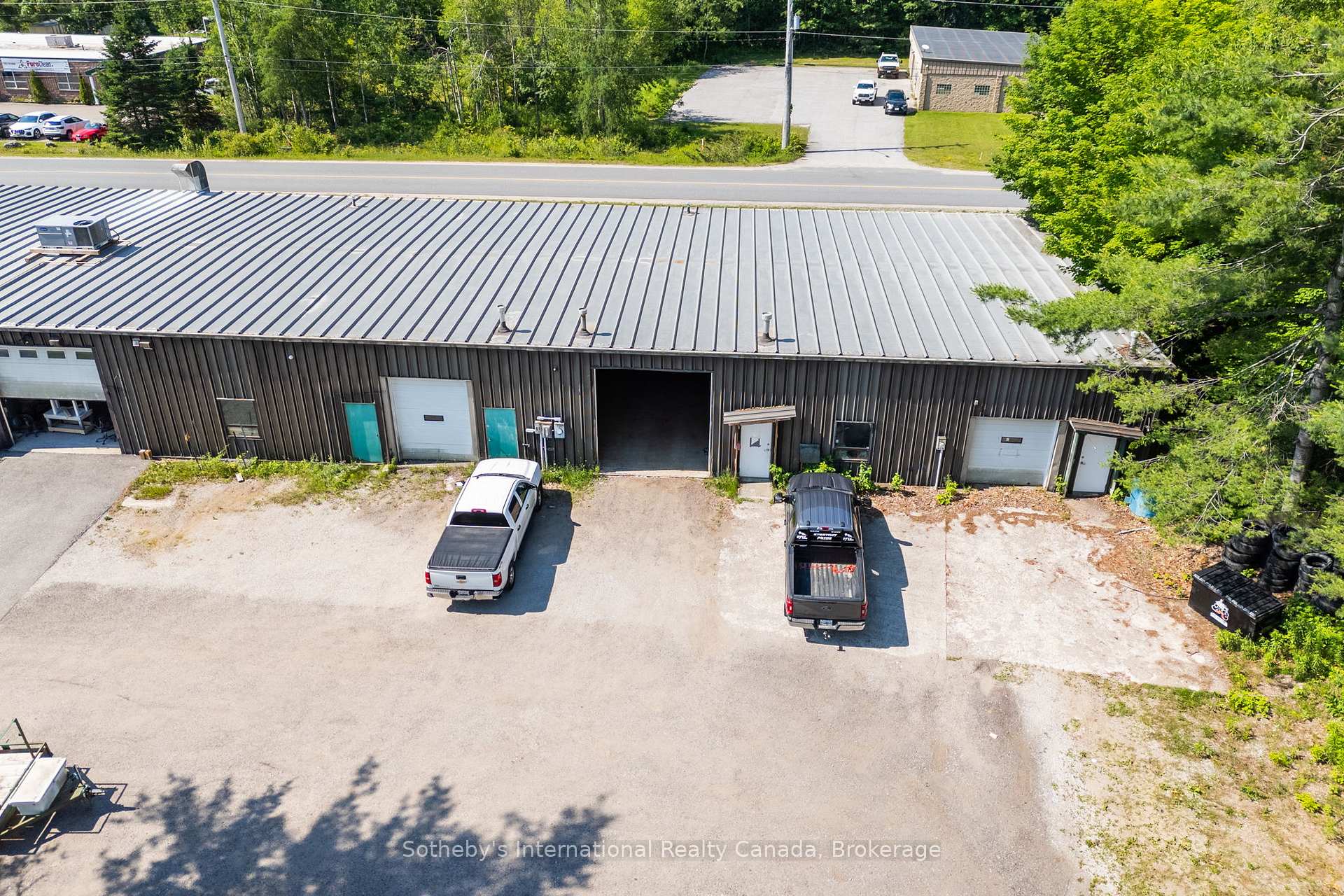 100 Progress Road 5, Gravenhurst, ON P1P 1X4, Gravenhurst — photo 1