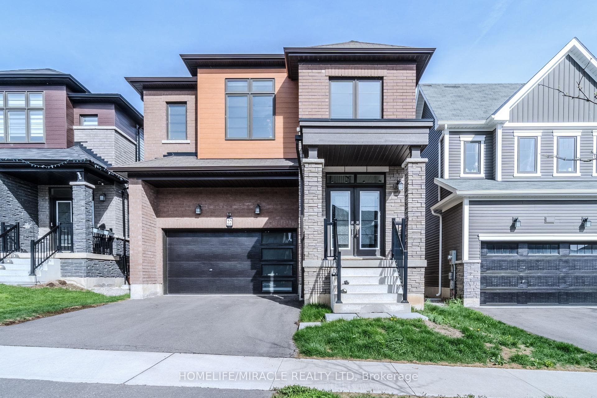 22 Santos Drive, Haldimand, ON N3W 0H1, Haldimand — photo 1