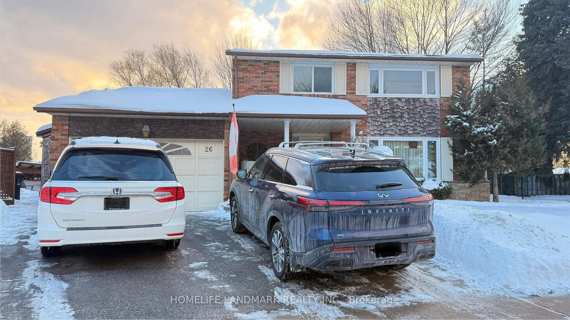 26 Kentish Crescent, Toronto, ON M1S 2Z4, Toronto E07 — photo 1