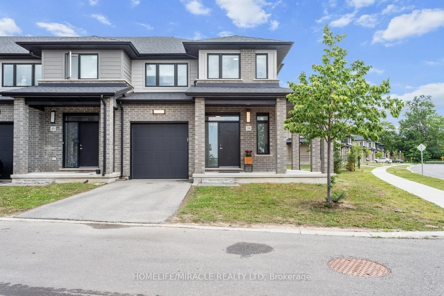 3635 Southbridge Avenue 38, London South, ON N6L 0G8, London South — photo 1