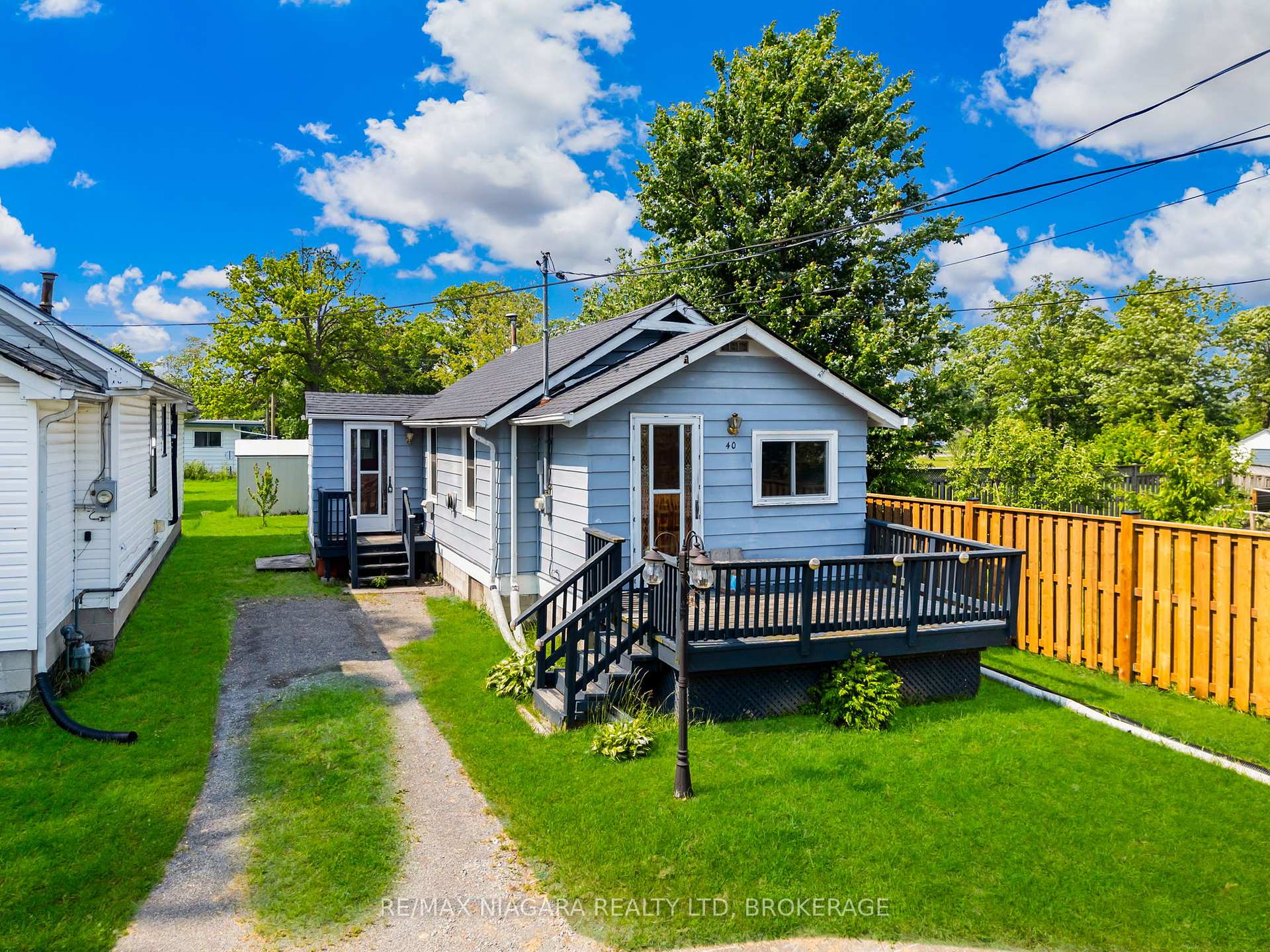 40 Longtent Avenue, Fort Erie, ON L2A 1E3, Fort Erie — photo 1
