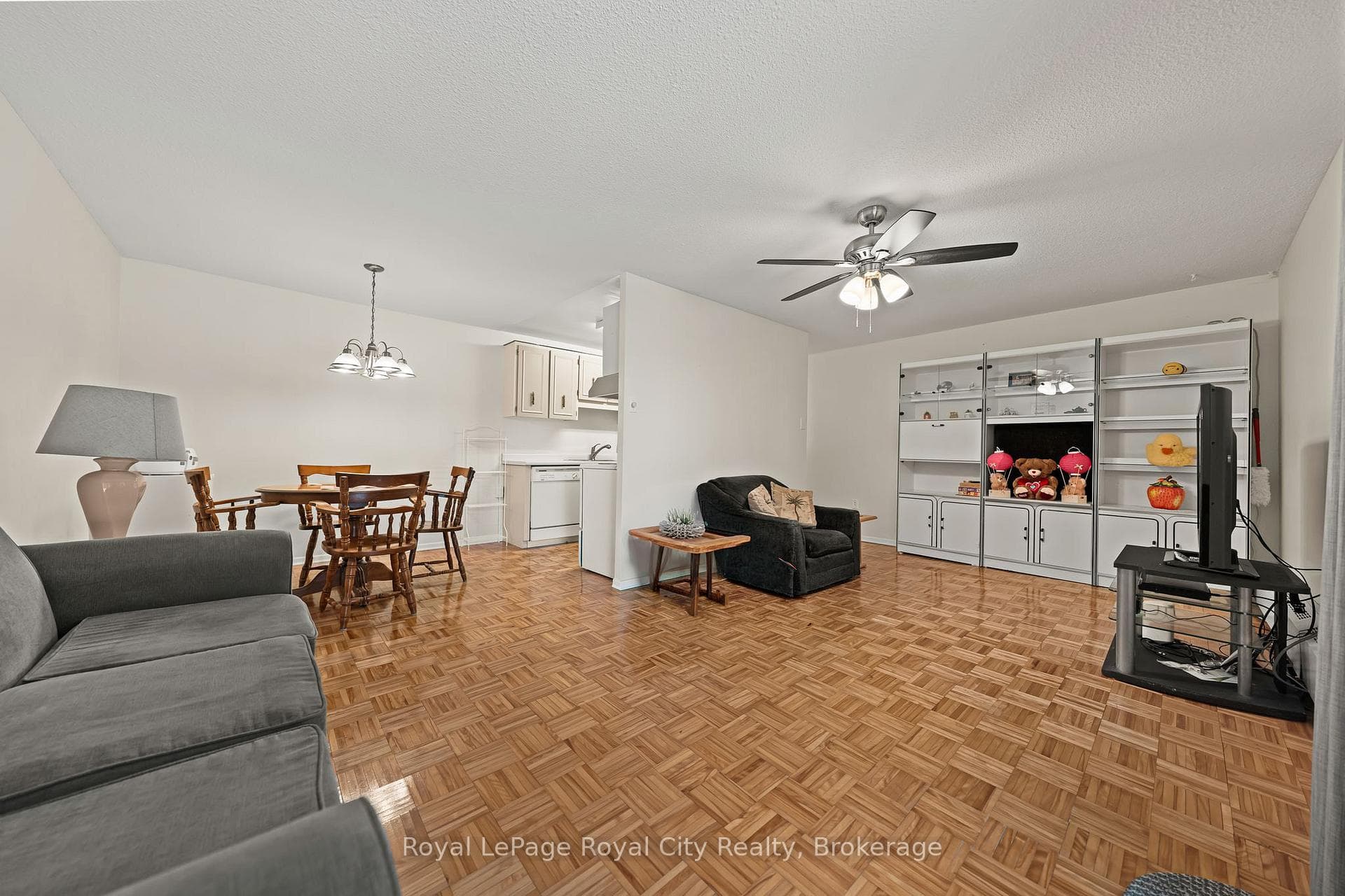 234 Willow Road 102, Guelph, ON N1H 7C6, Guelph — photo 1