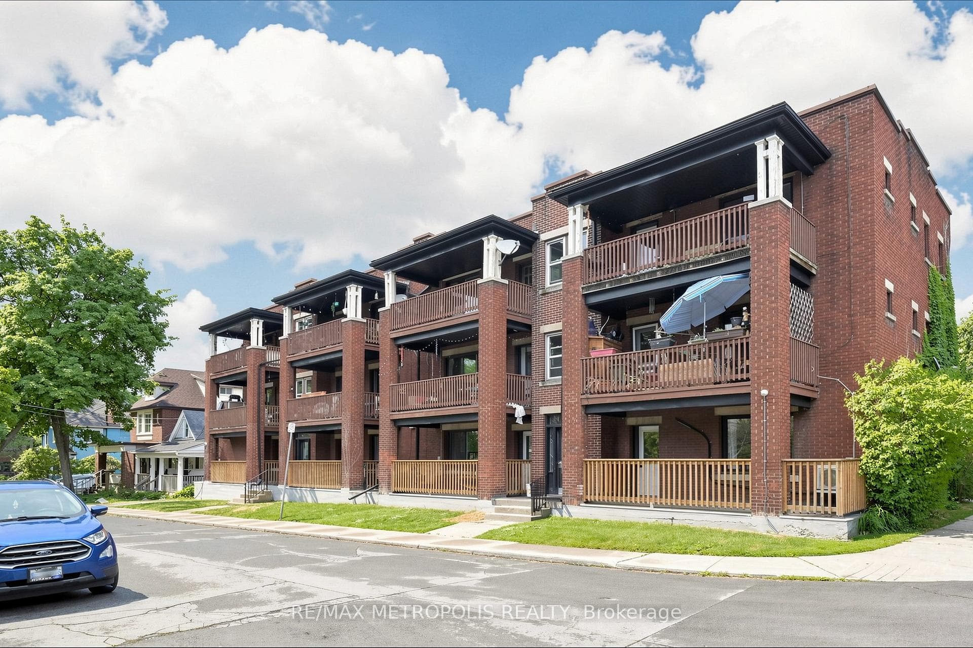 41 Albert Street, Hamilton, ON L8M 2Y1, Hamilton — photo 1