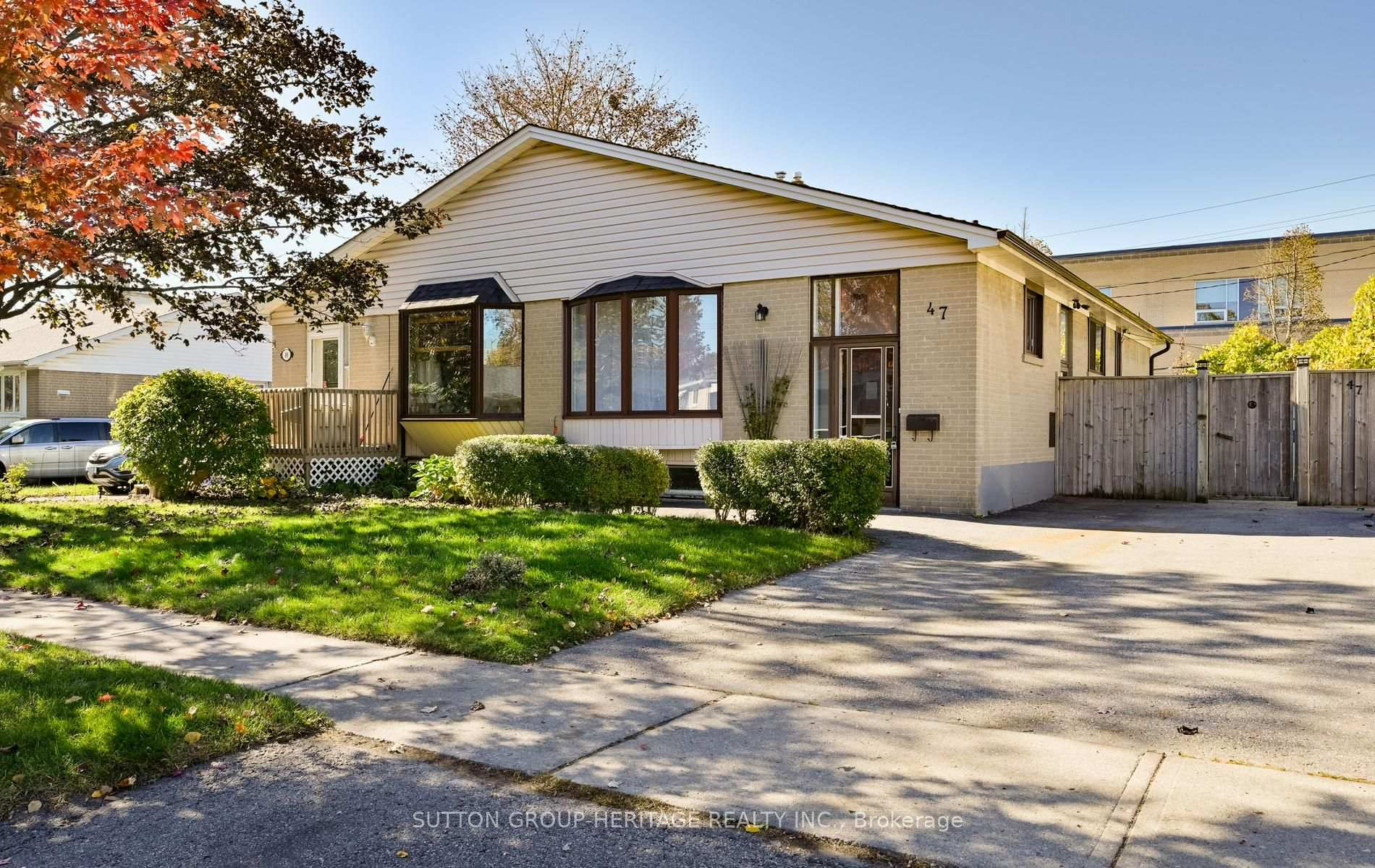 47 Burcher Road, Ajax, ON L1S 2P9, Ajax — photo 1