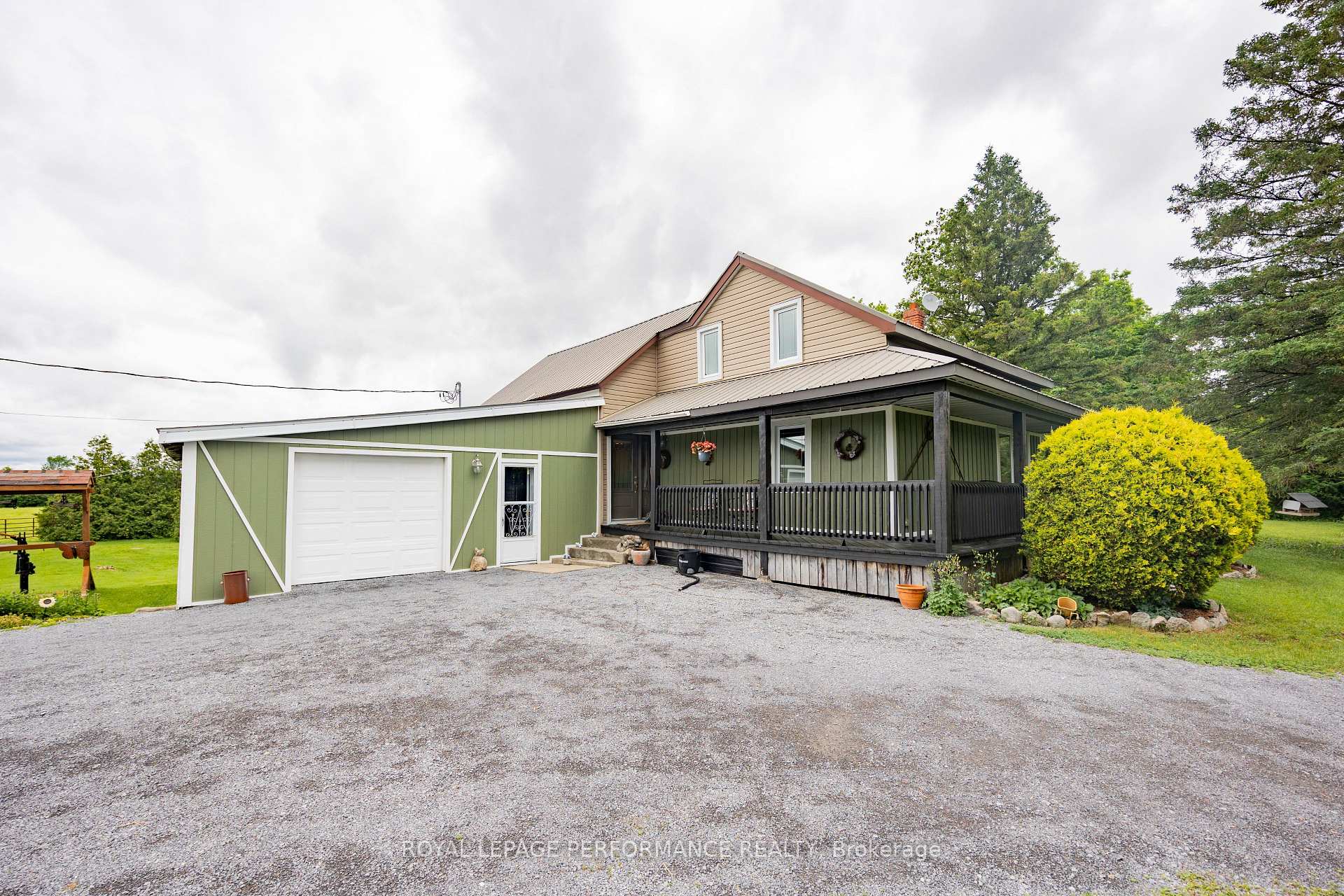 20195 Kenyon Conc Rd 1 Road, North Glengarry, ON K0C 1A0, North Glengarry — photo 1