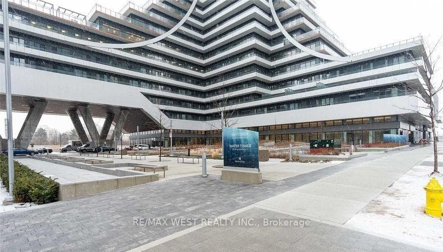 30 Shore Breeze Drive 5111, Toronto, ON M8V 0J1, Toronto W06 — photo 1