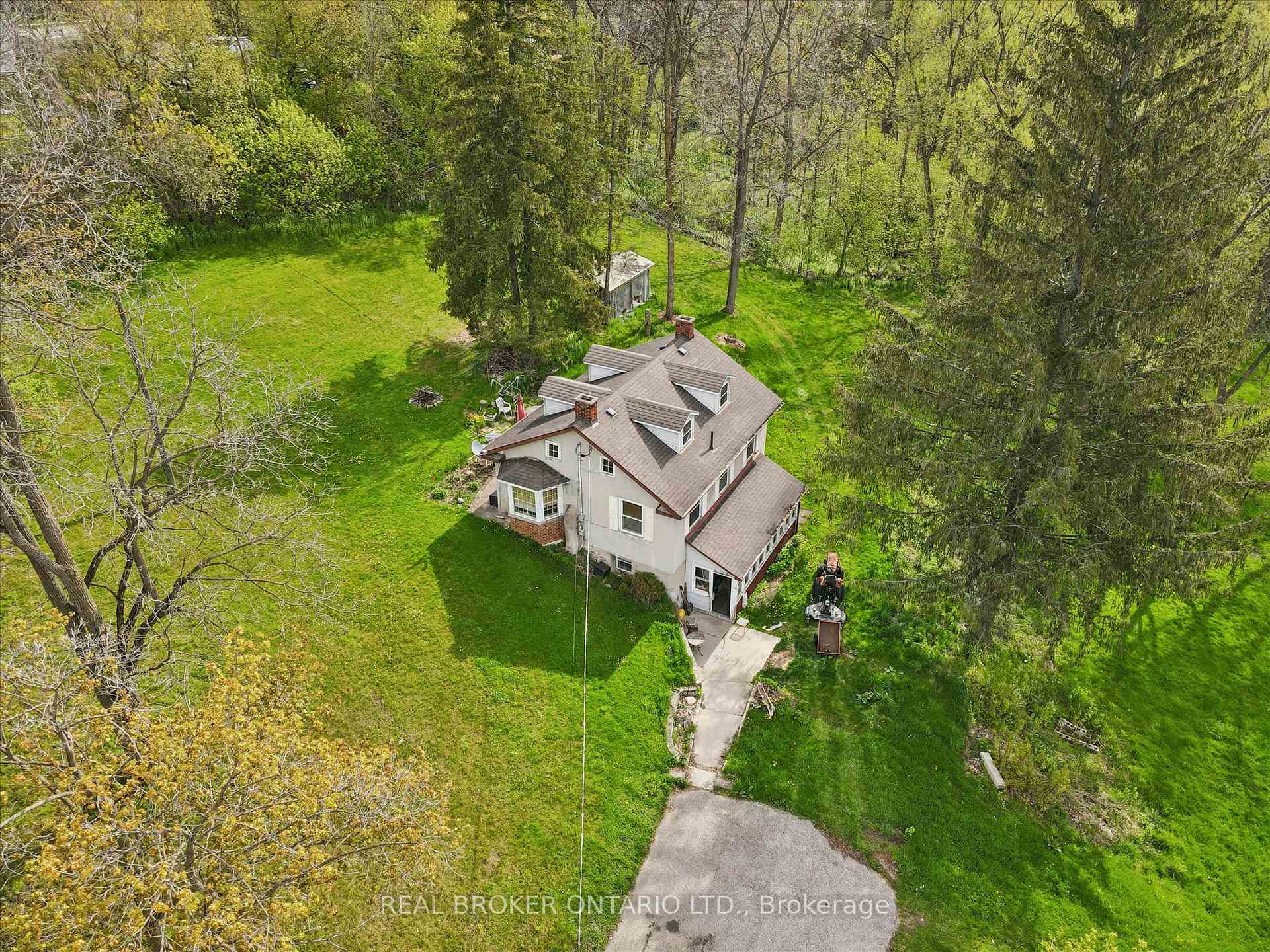 36 Elgin Street E, Woolwich, ON N0B 1N0, Woolwich — photo 1
