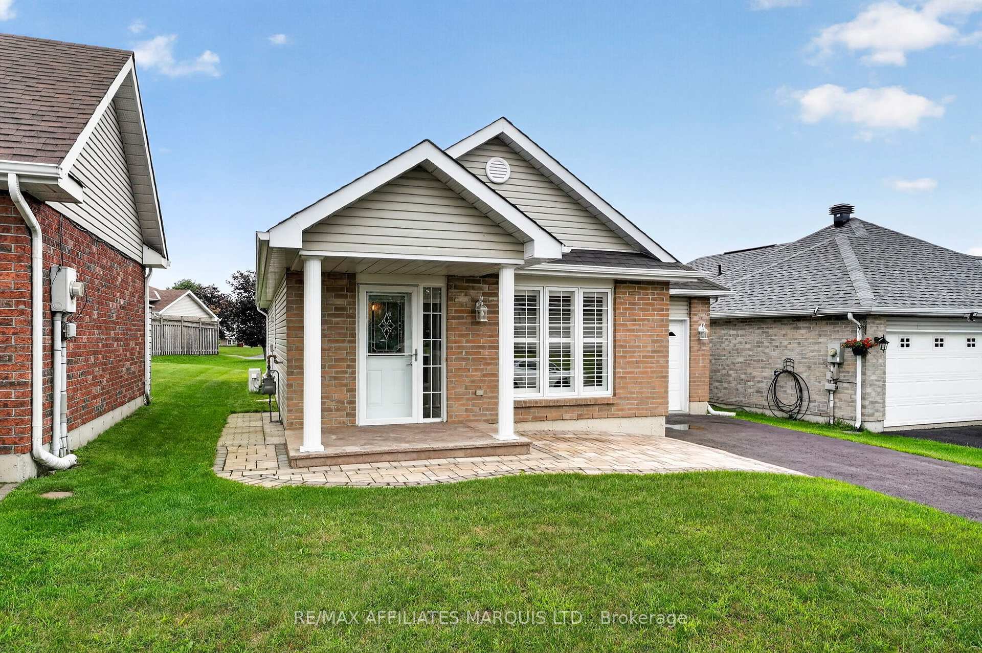 121 Gail Elizabeth Court, Cornwall, ON K6H 0A7, Cornwall — photo 1