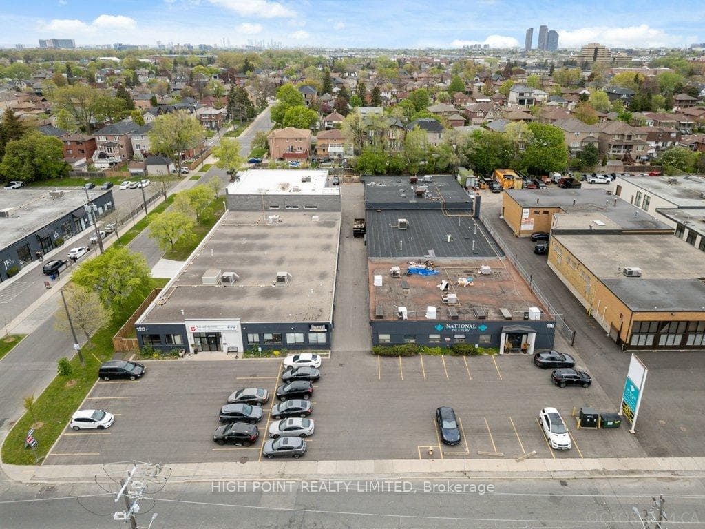 116-120 tycos Drive, Toronto, ON M6B 1V9, Toronto W04 — photo 1